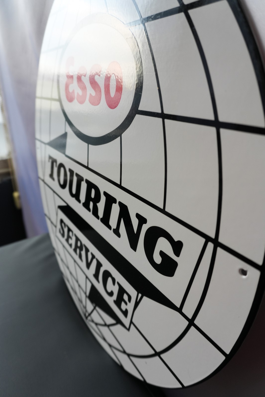 Esso Touring Service – Globe Edition Vintage Metal Sign – 50 cm (19.7”)