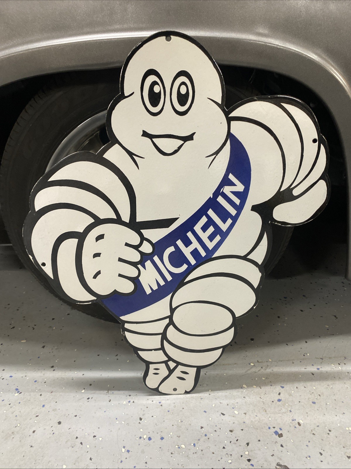LARGE MICHELIN MAN TIRES PORCELAIN SIGN CAR GAS TRUCK OIL MOTORCYCLE NICE 28”