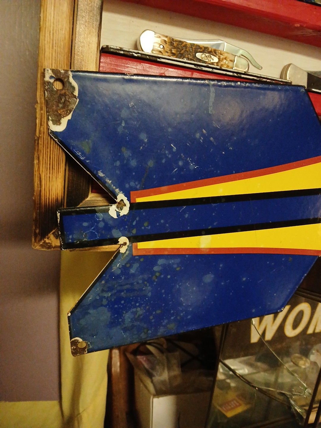 Large Rare Vintage Oldsmobile Rocket Gas Oil 26” Porcelain Metal Dealer Sign