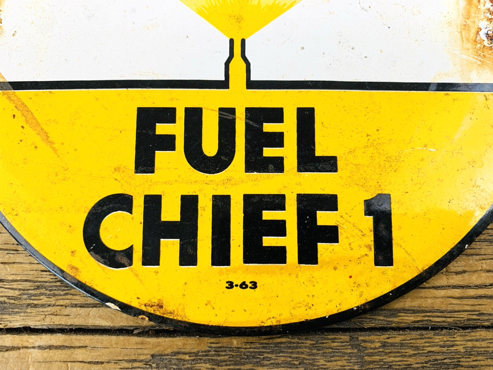 VINTAGE 6″ TEXACO FUEL CHIEF 1 OIL PORCELAIN SERVICE GASOLINE ADVERTISING SIGN