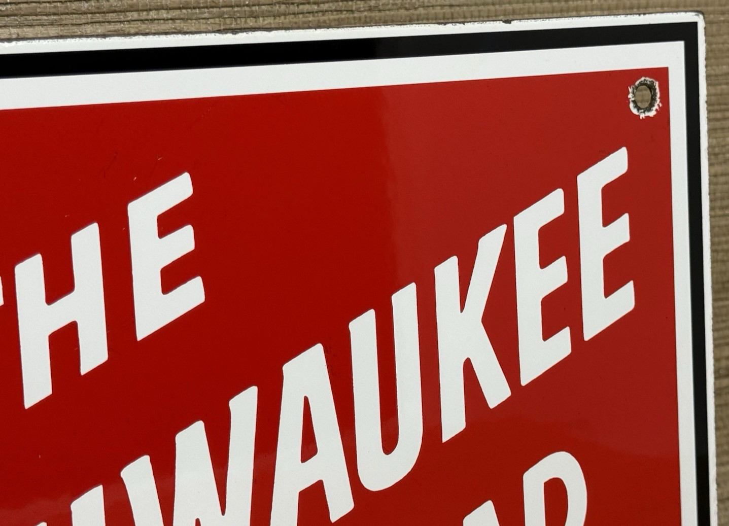 VINTAGE THE MILWAUKEE ROAD PORCELAIN SIGN TRAIN STATION GAS OIL RAILROAD FREIGHT