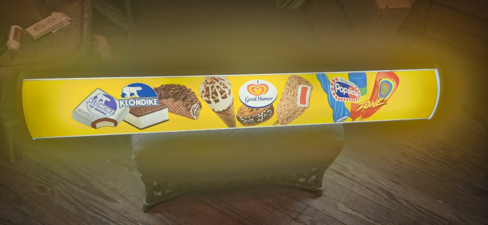 VINTAGE GOOD HUMOR ICE CREAM LIGHTED SIGN – KLONDIKE POPSICLE ZONE 51″ Caravell