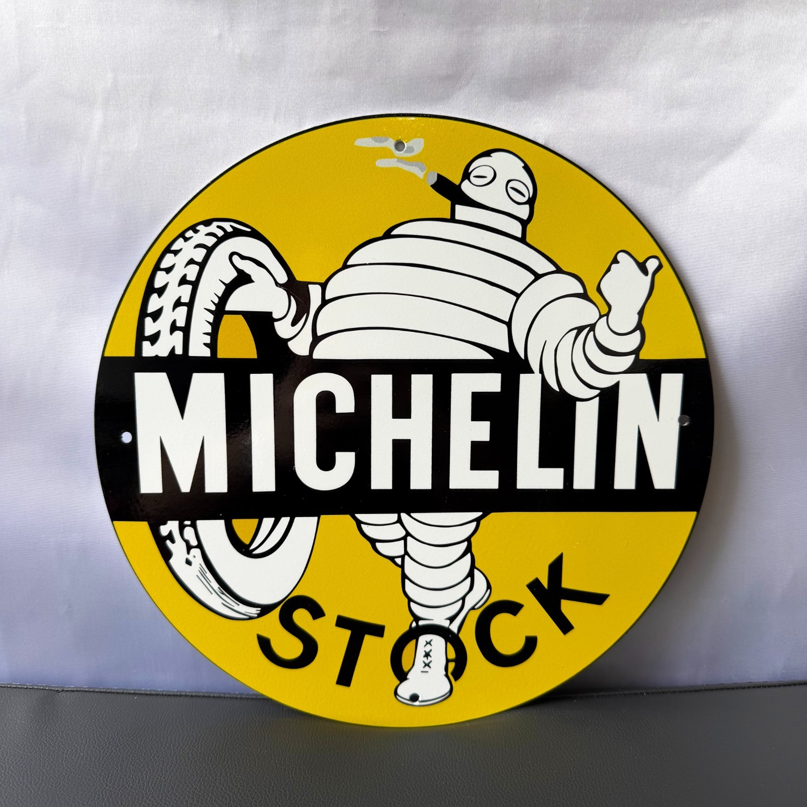 Michelin Bibendum Stock Vintage Metal Sign – 30 cm / 11.8” Round Decor