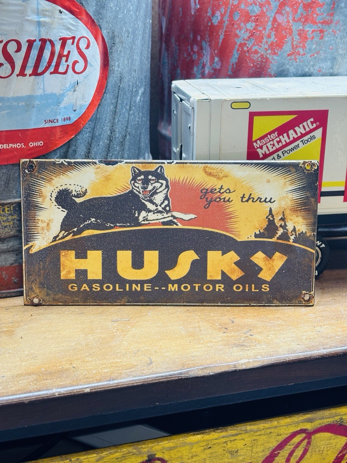 Husky Porcelain Advertising Sign 8 inches