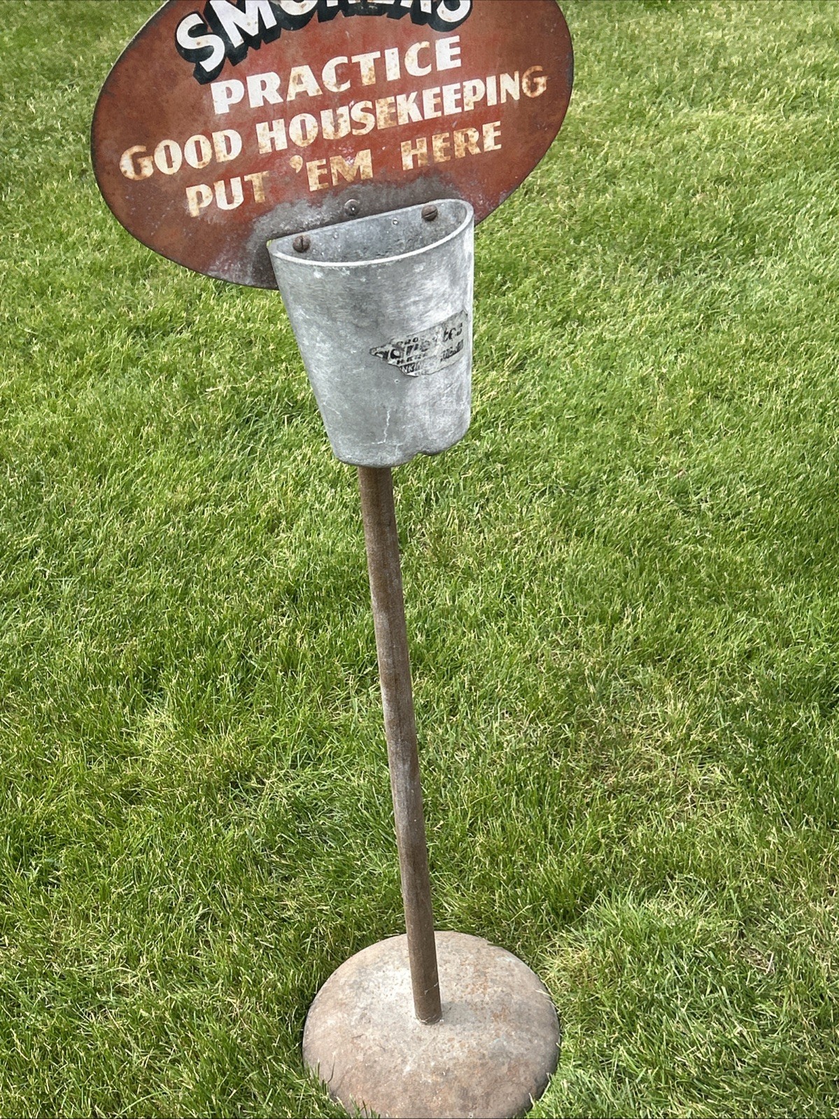 VINTAGE SIPCO STAND ASHTRAY NO SMOKING BEYOND THIS AREA PUT ‘EM HERE SIGN 43”