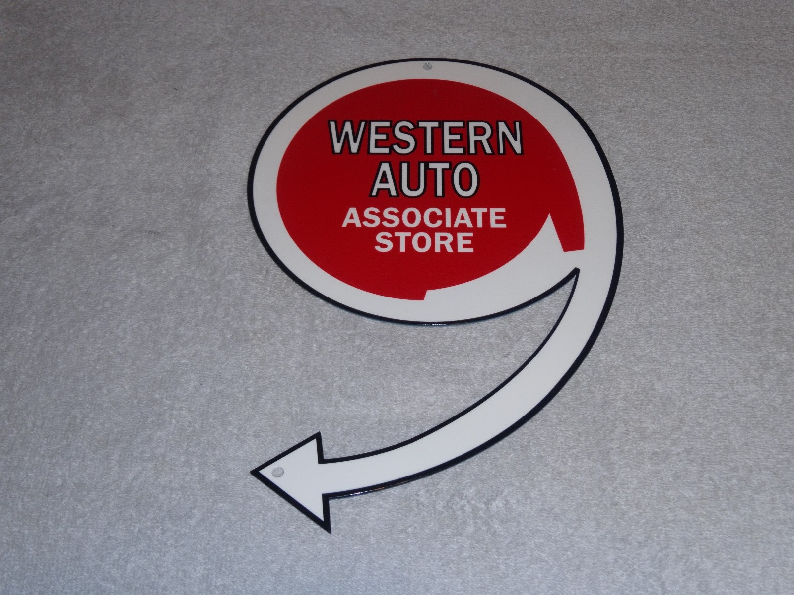 VINTAGE “WESTERN AUTO ASSOCIATE STORE” 12″ METAL CAR PARTS, GASOLINE & OIL SIGN!