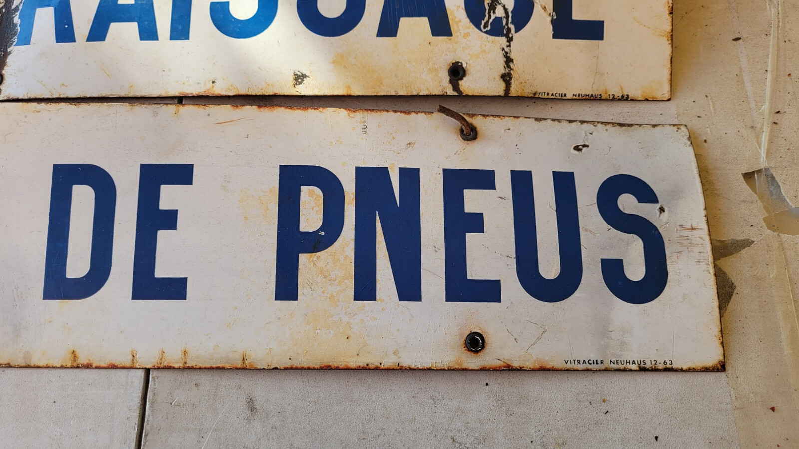 RARE 3 SIGN ORIGINAL ENAMEL 60’s french VITRACIER NEUHAUS 1963 MADE IN FRANCE