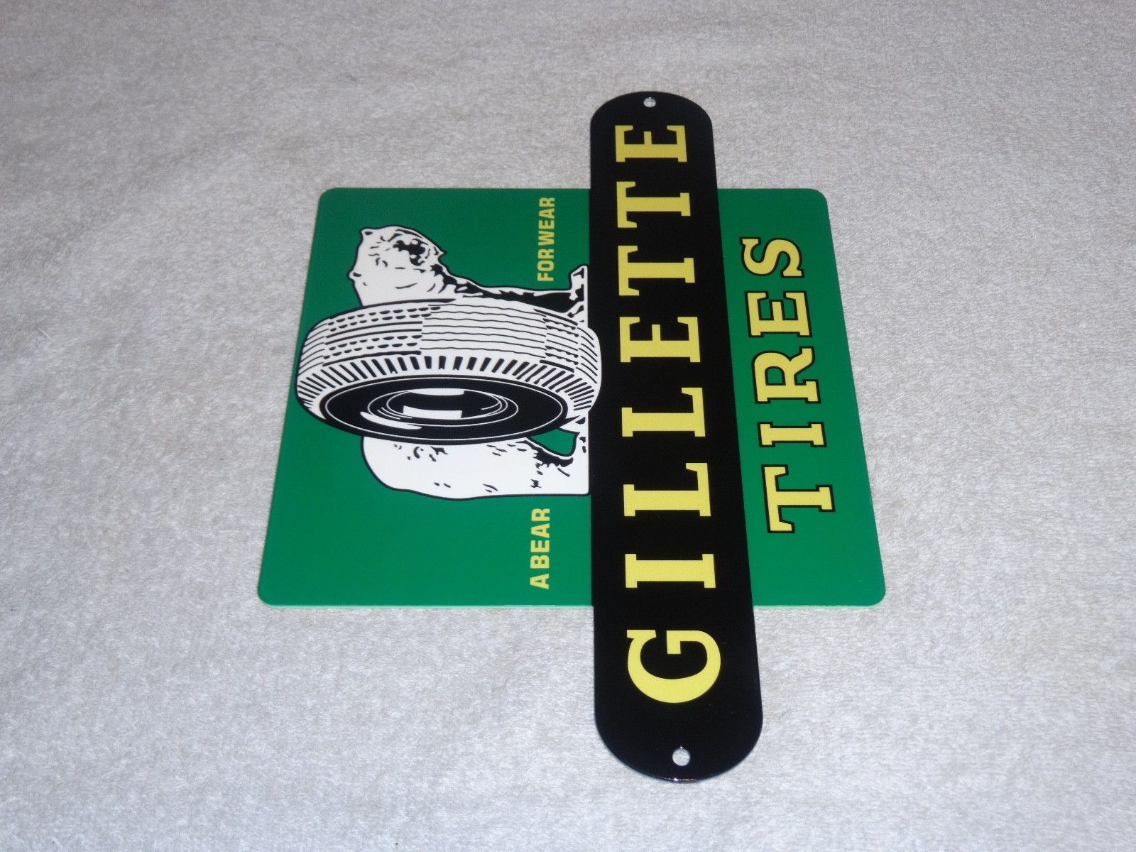 VINTAGE GILLETTE TIRES A POLAR BEAR FOR WEAR 12″ METAL TIRE GASOLINE & OIL SIGN!