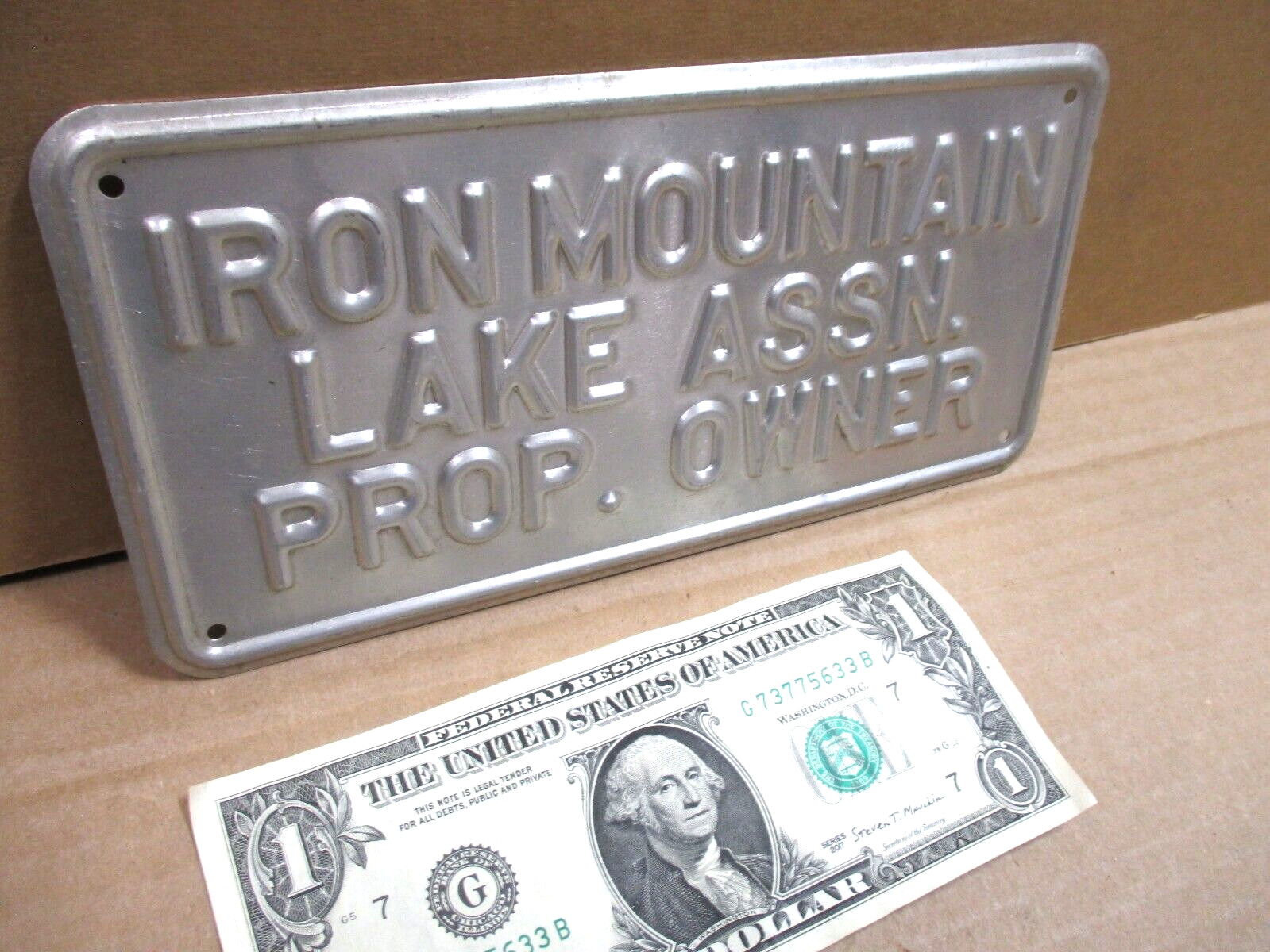 IRON MOUNTAIN LAKE ASSN – Prop Owner – VINTAGE ORIGINAL Sign Tag – License Plate