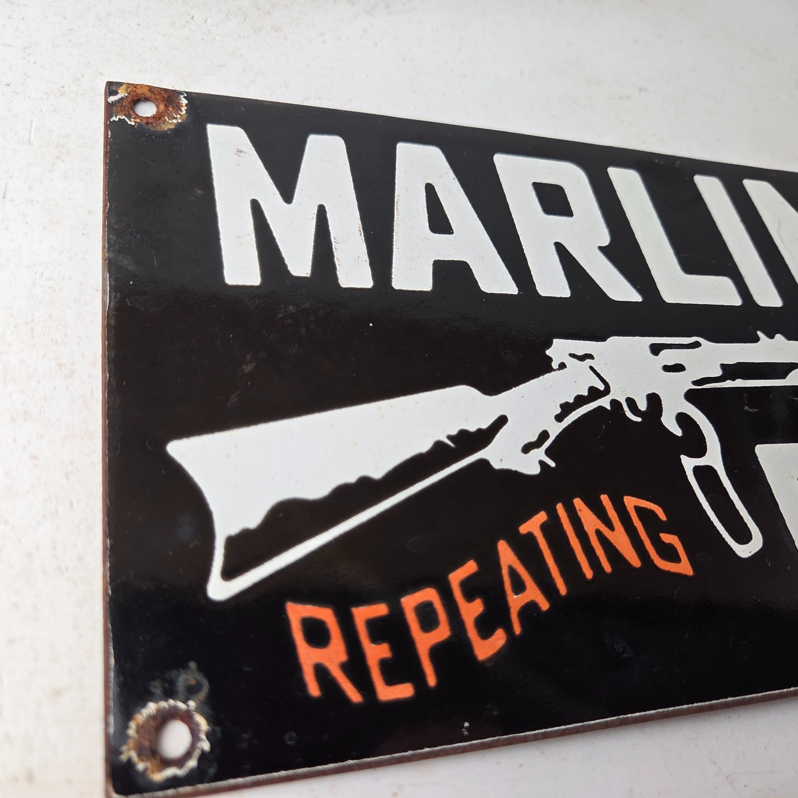 Vintage Marlin Rifles Sign – Dealer Firearm Advertising Gas Porcelain Sign
