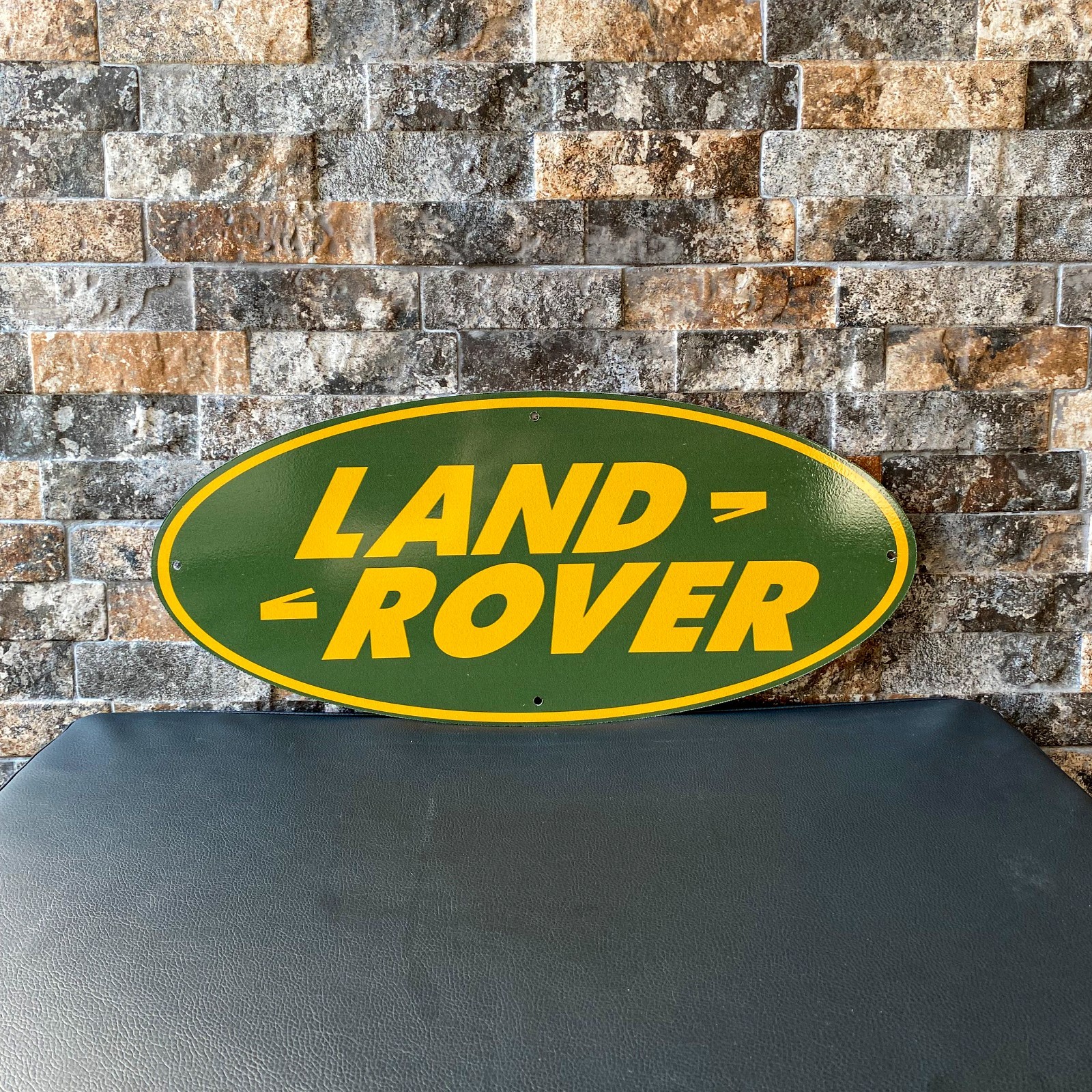 1948 Land Rover Oval Emblem – Vintage Metal Sign 20×45 cm (7.8”×17.7”)