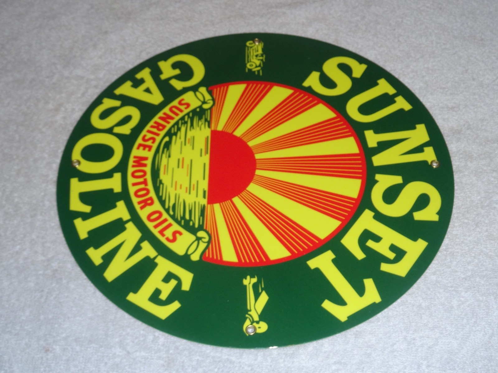 VINTAGE SUNRISE MOTOR OILS SUNSET GASOLINE 11 3/4″ PORCELAIN METAL AIRPLANE SIGN