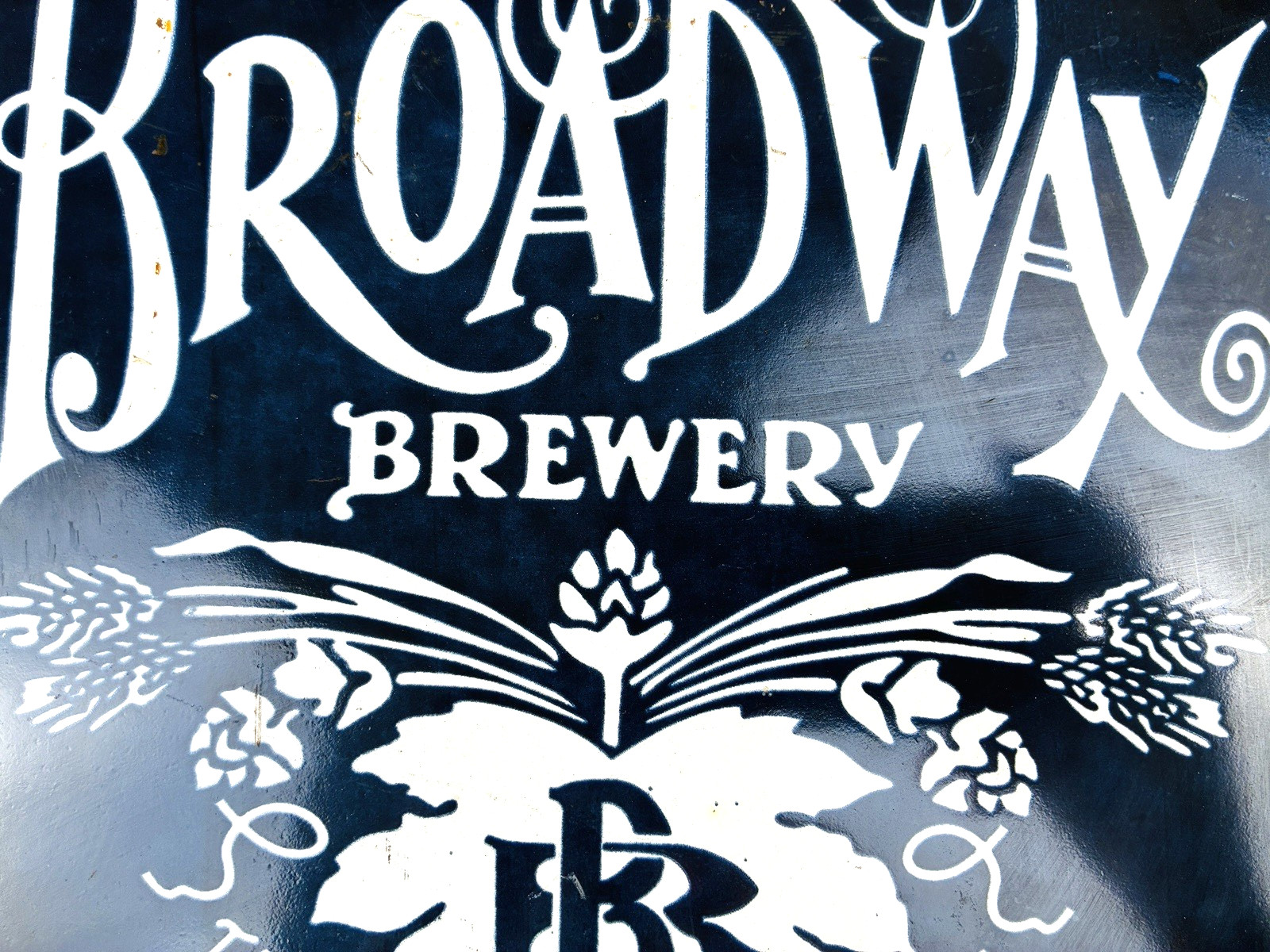 VINTAGE 12×9″ BROADWAY BREWERY STEAM BEER SF PORCELAIN PUMP STATION GAS OIL SIGN