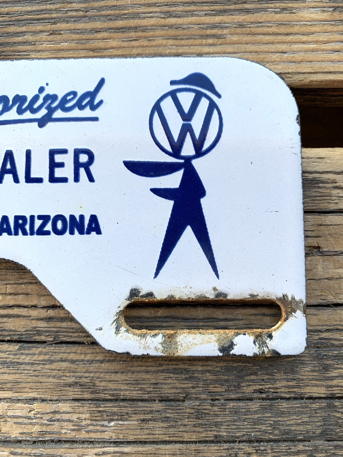 VINTAGE VW VOLKSWAGEN VAN WYK GAS OIL STATION PORCELAIN LICENSE PLATE SIGN