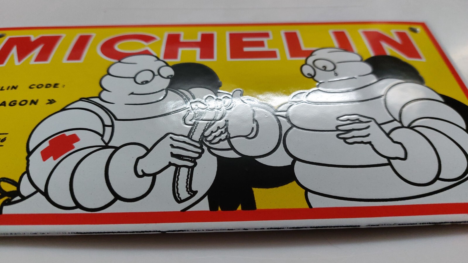 MICHELIN PARAGON TIRE FACTORY PORCELAIN DOOR ENAMEL GARAGE SIGN 10x20cm=4×8″