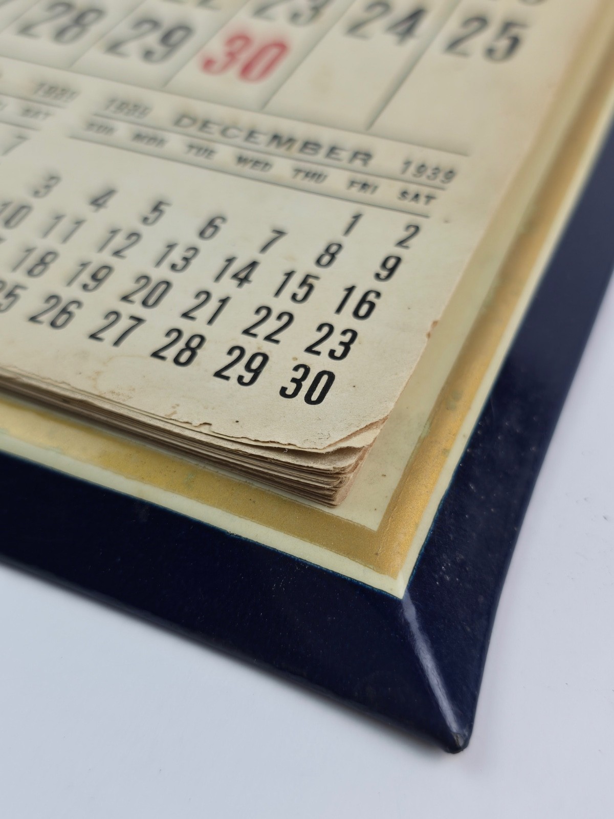 1939 Marlow Coal. Co. Washington D.C. Blue Celluloid Calendar Sign White Oak