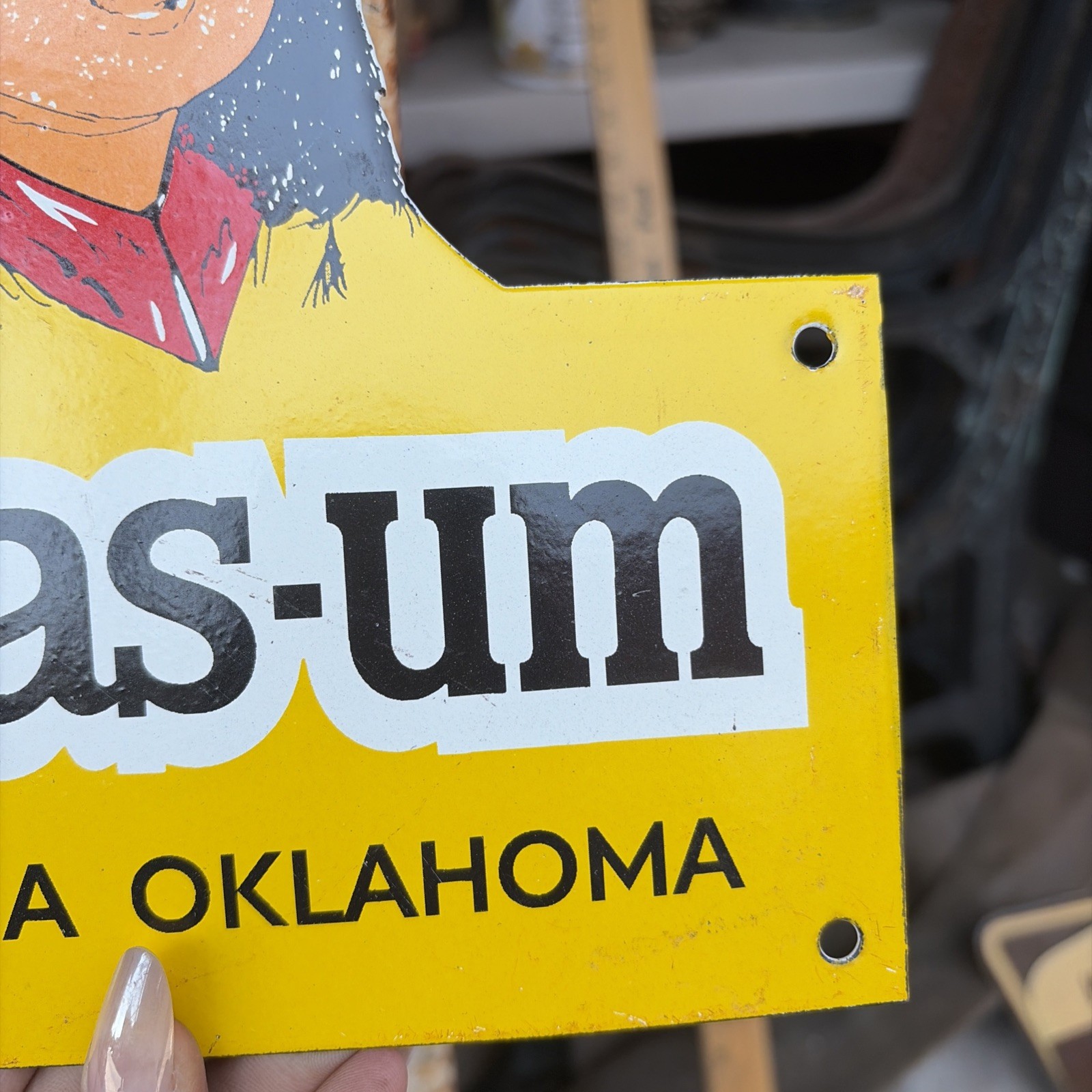 Porcelain U-gas-um Chickasha Oklahoma Sign