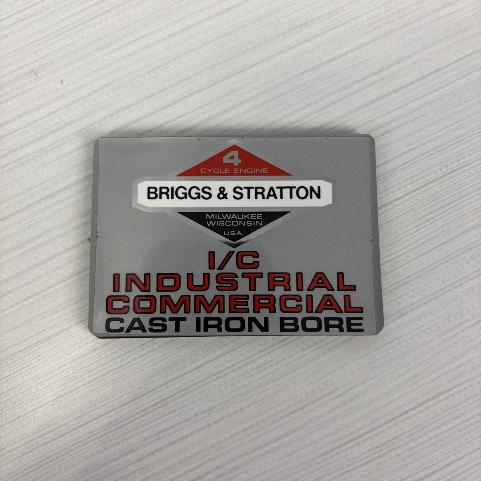 VINTAGE BRIGGS & STRATTON I/C Industrial Commercial Promo Magnet NOS