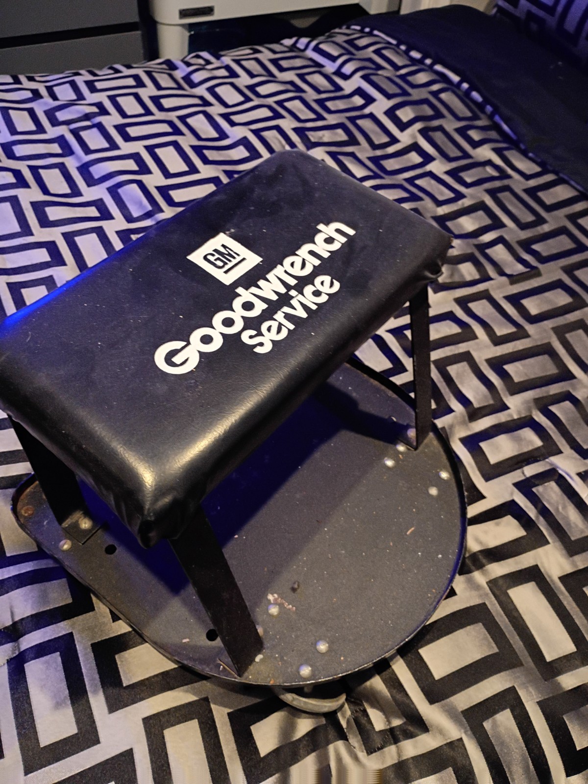 GM Goodwrench Mechanics Roller Seat and Tray Black Leather Vintage