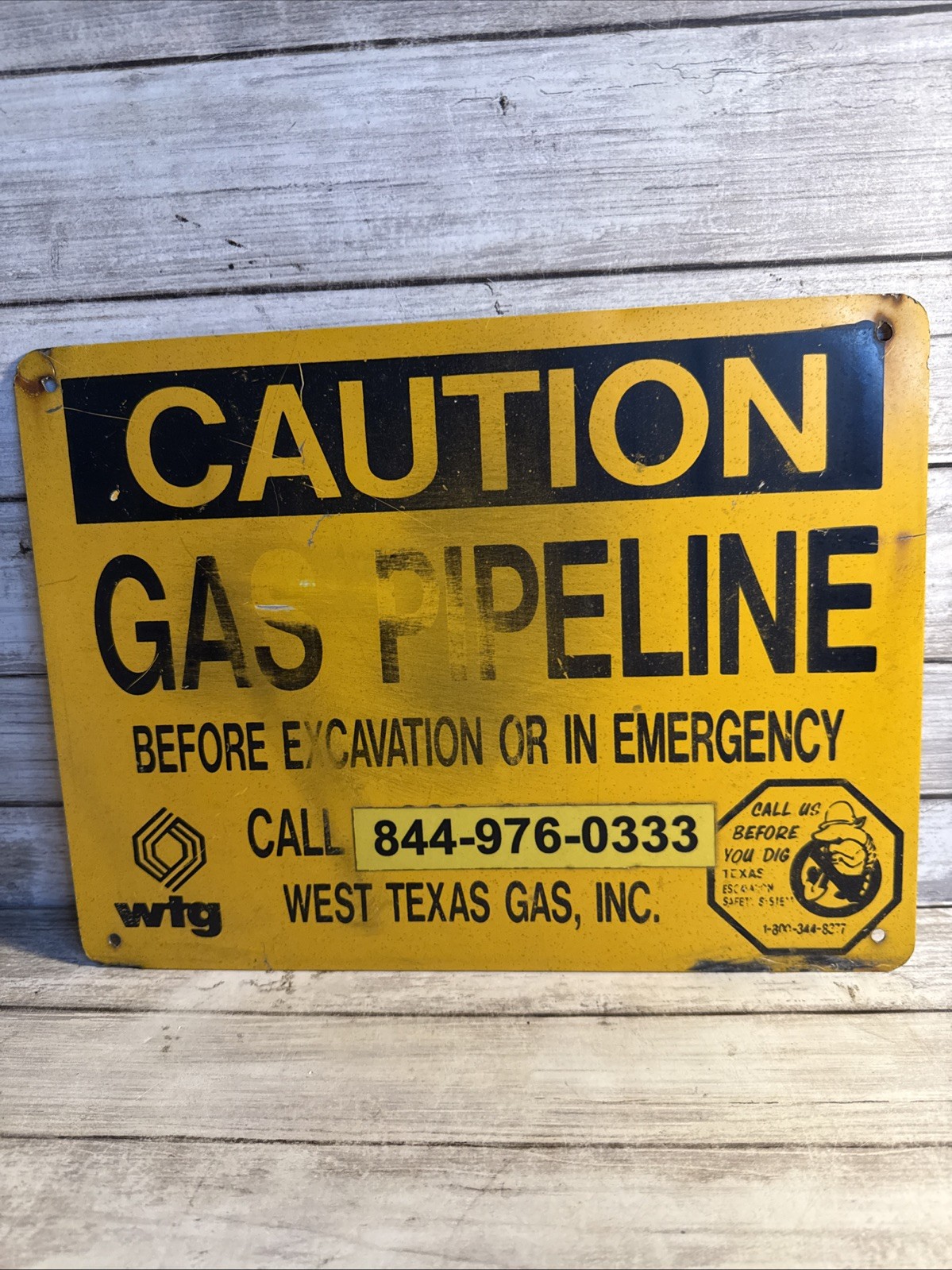 West Texas Gas Inc WTG Caution Gas Pipeline 12” X 9” Sign W/ Armadillo Logo