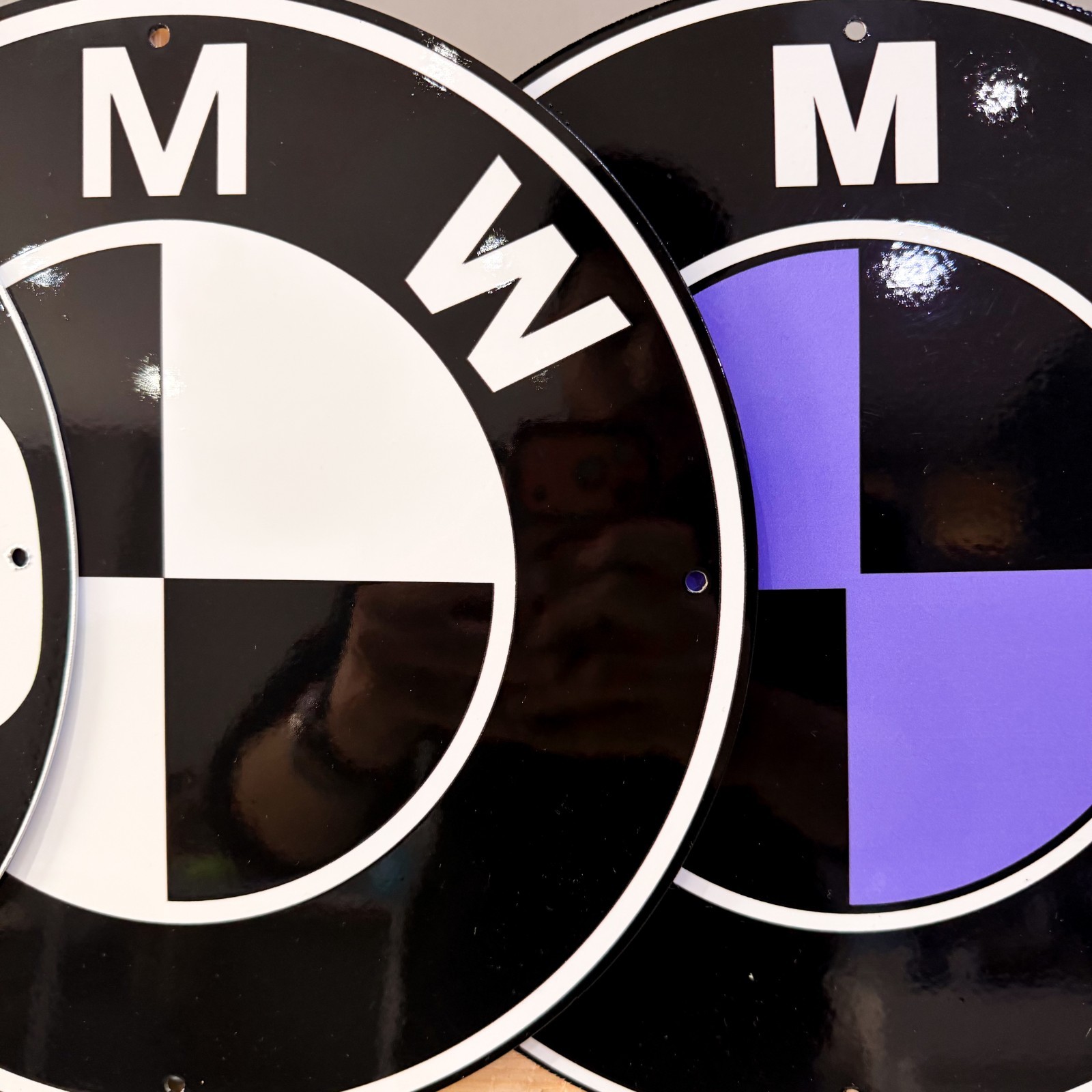 BMW Bavarian Motor Works & Black Purple Logo Metal Sign Set – 30 cm (11.8”)