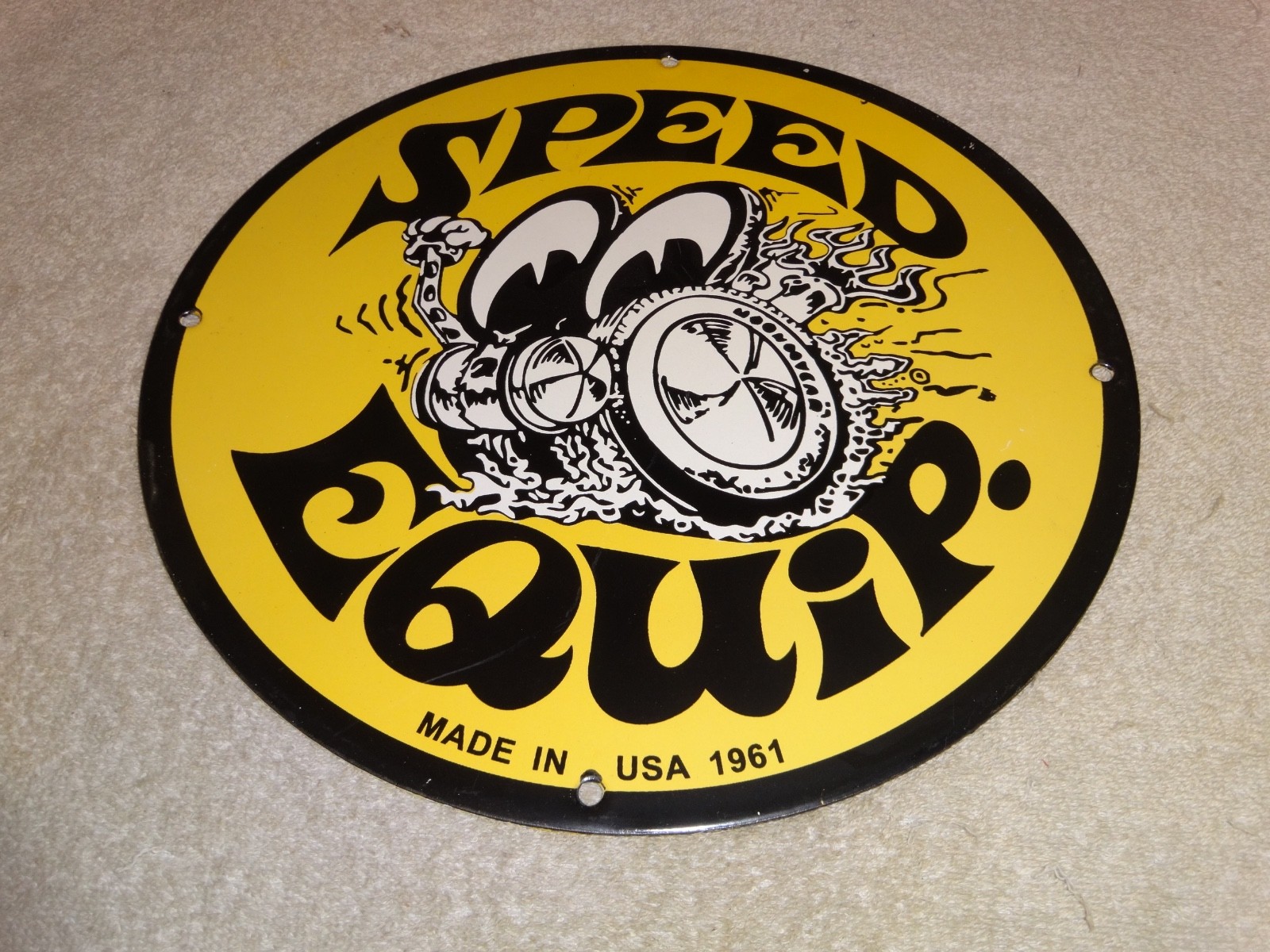 VINTAGE 1961 MOON EYES SPEED EQUIPMENT 11 3/4″ PORCELAIN METAL GASOLINE OIL SIGN