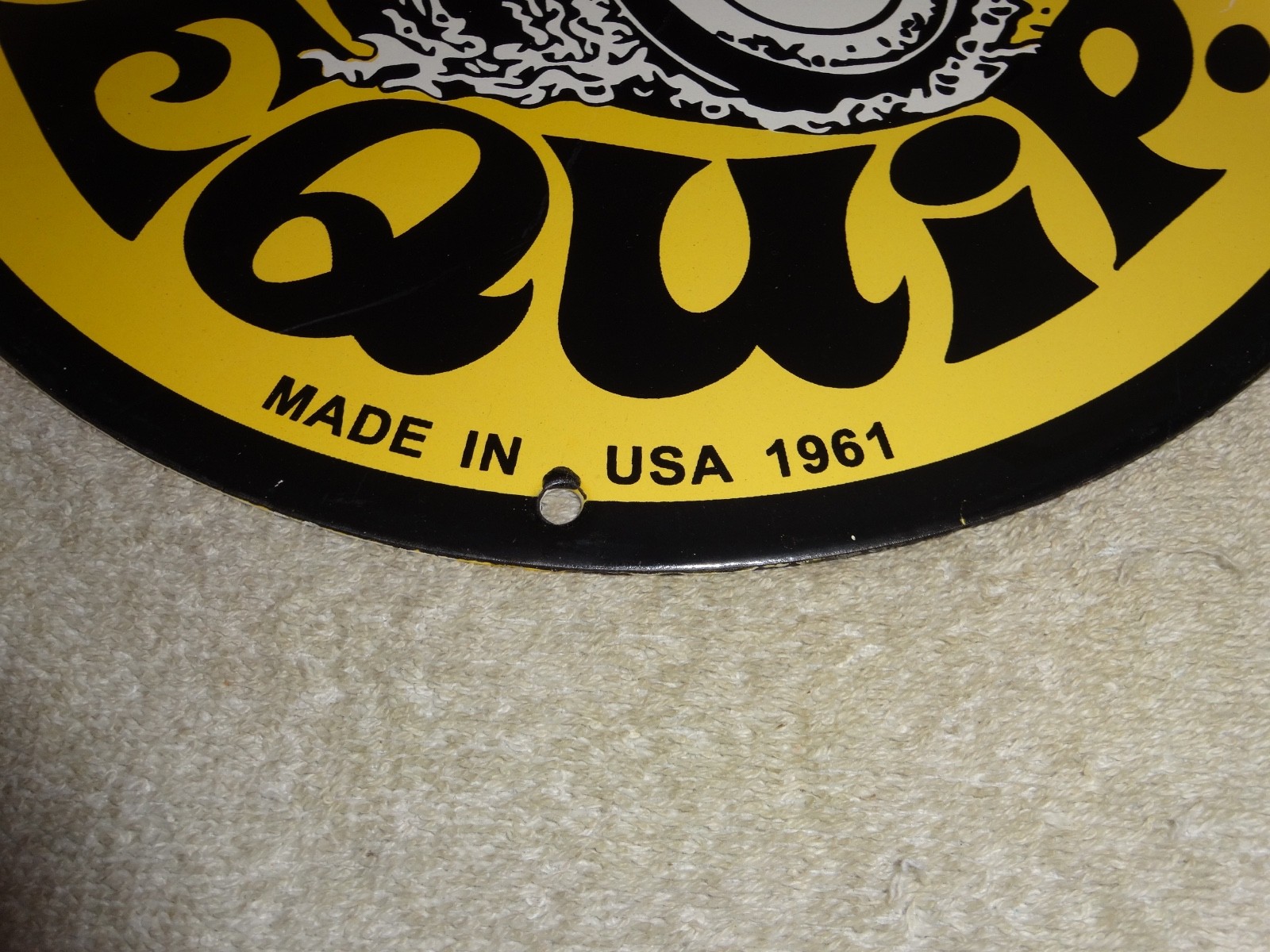 VINTAGE 1961 MOON EYES SPEED EQUIPMENT 11 3/4″ PORCELAIN METAL GASOLINE OIL SIGN