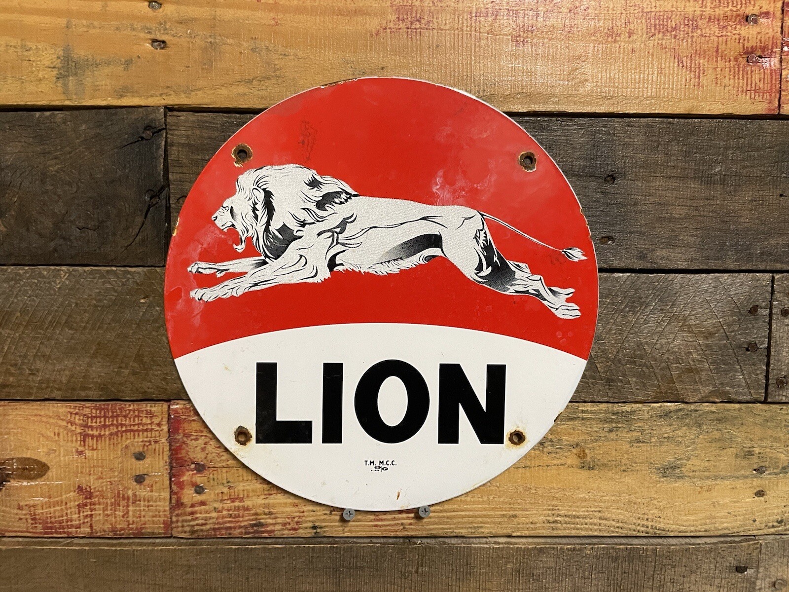 VINTAGE LION PORCELAIN SIGN GAS & OIL REPAIR GARAGE MECHANIC ADVERTISING LUBE