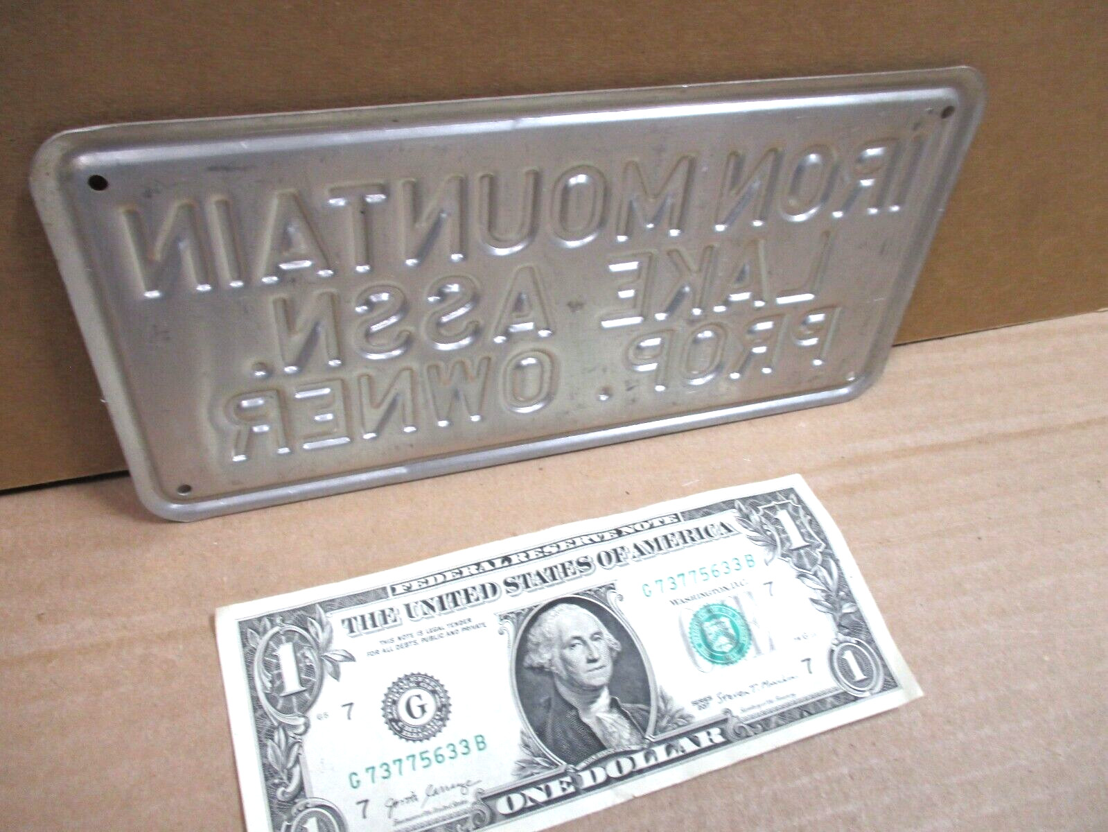 IRON MOUNTAIN LAKE ASSN – Prop Owner – VINTAGE ORIGINAL Sign Tag – License Plate