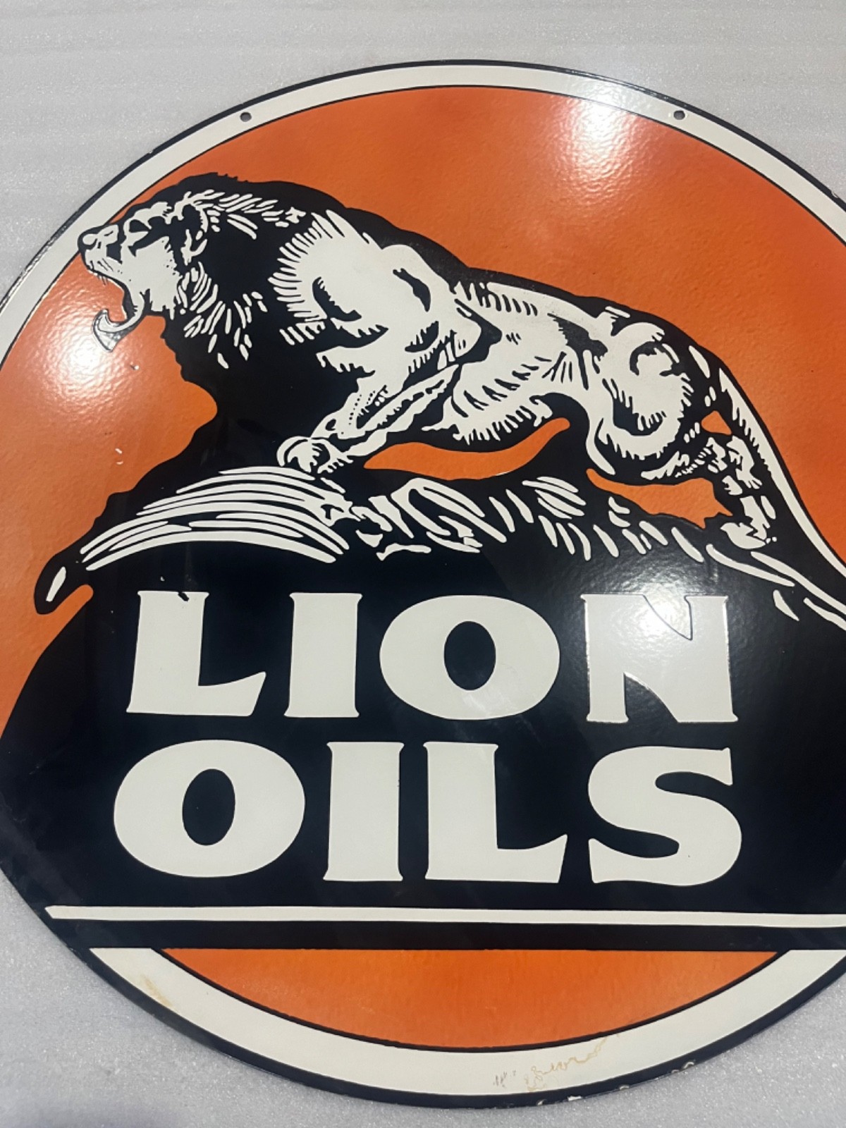 LION OILS & GAS PORCELAIN ENAMEL SIGN 30″ DSP.