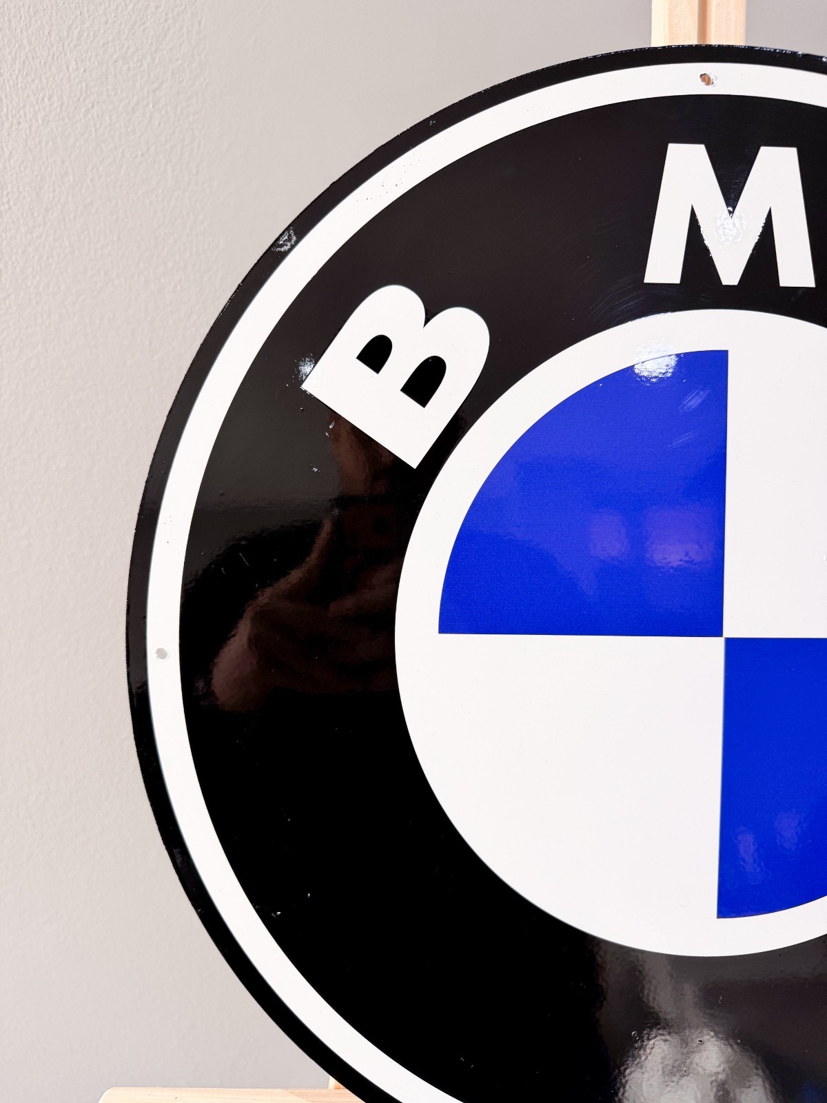 BMW Logo Vintage Heavy Metal Sign – Classic Garage Wall Decor – 50 cm (19.7”)