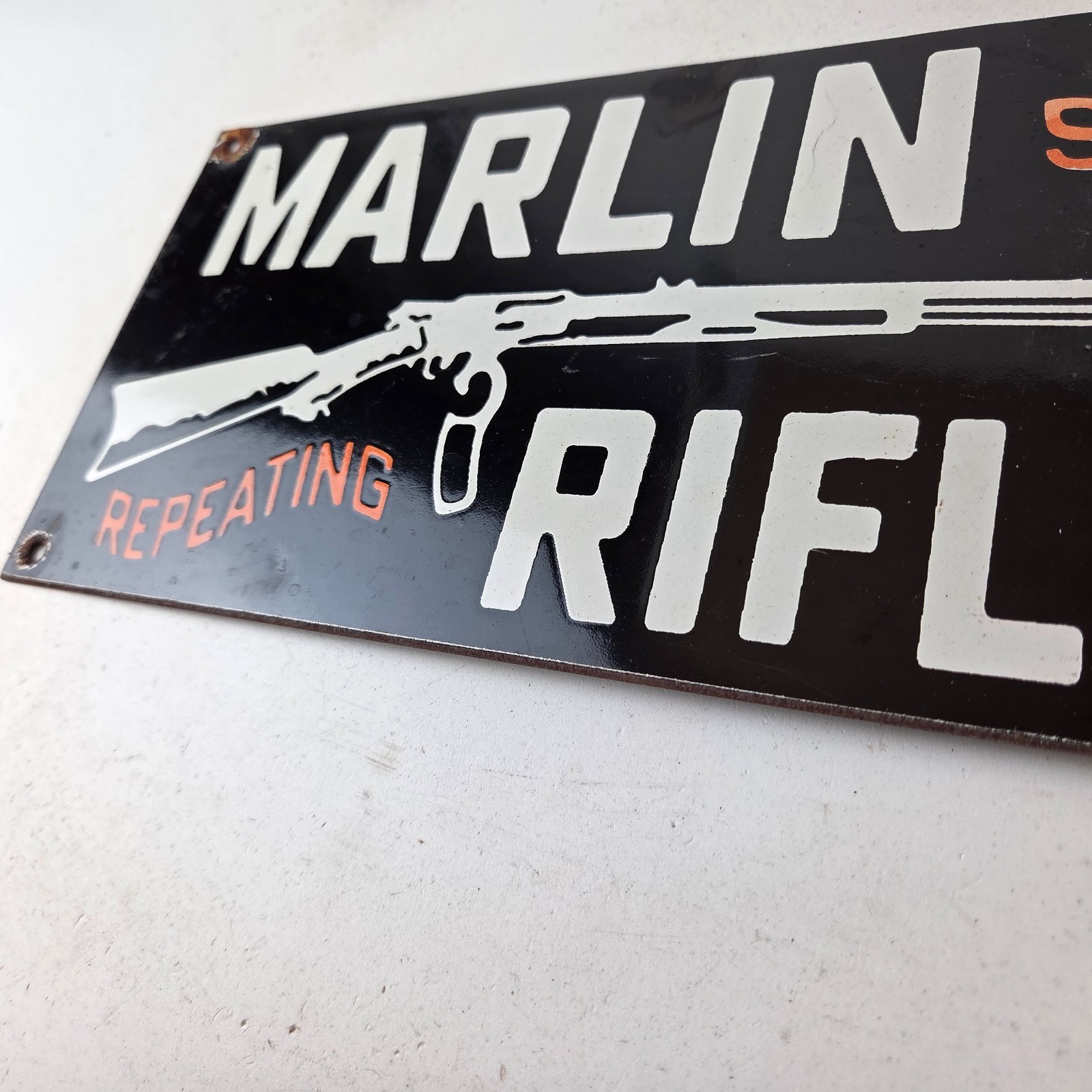 Vintage Marlin Rifles Sign – Dealer Firearm Advertising Gas Porcelain Sign