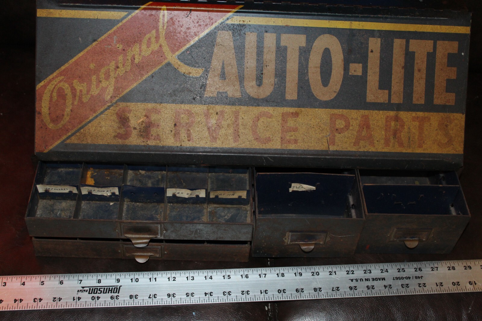 SCARCE 1950s AUTO LITE SERVICE PARTS PAINTED METAL CABINET SIGN SPARK PLUGS COIL