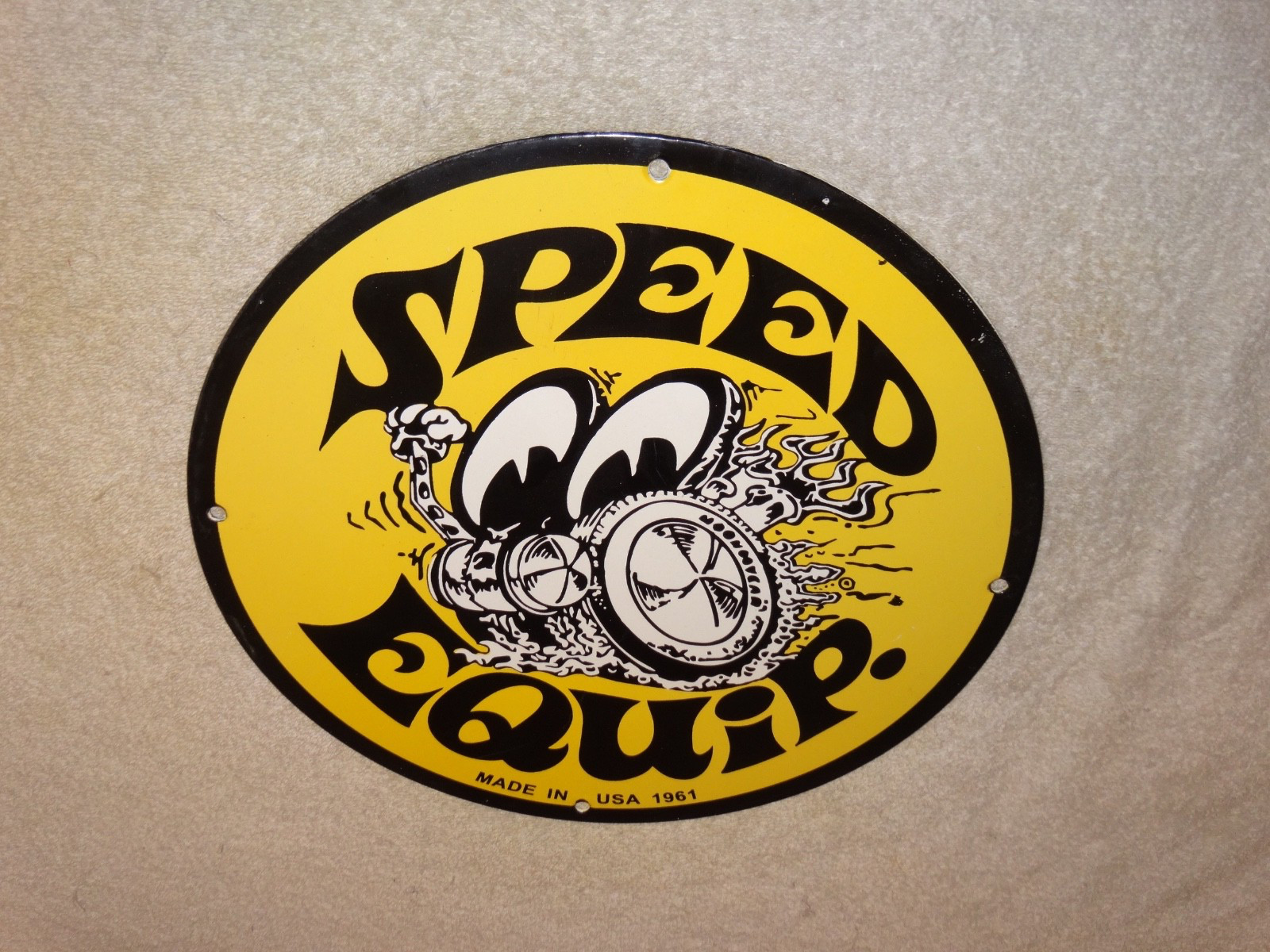 VINTAGE 1961 MOON EYES SPEED EQUIPMENT 11 3/4″ PORCELAIN METAL GASOLINE OIL SIGN