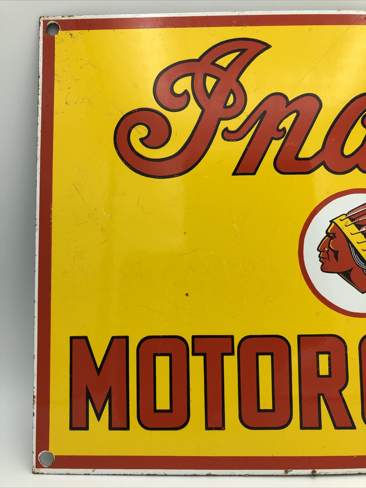 *Unique* Indian Motorcycles (Chief Facing Right) 12×8 Porcelain Sign – Preowned