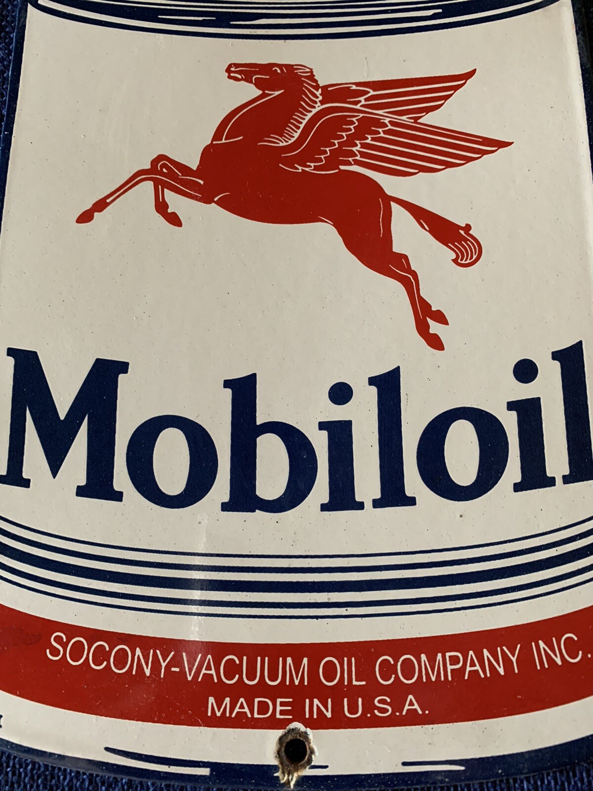 VINTAGE STYLE MOBILOIL CAN SHAPE SIGN PORCELAIN ENAMEL 11 X 8 INCH