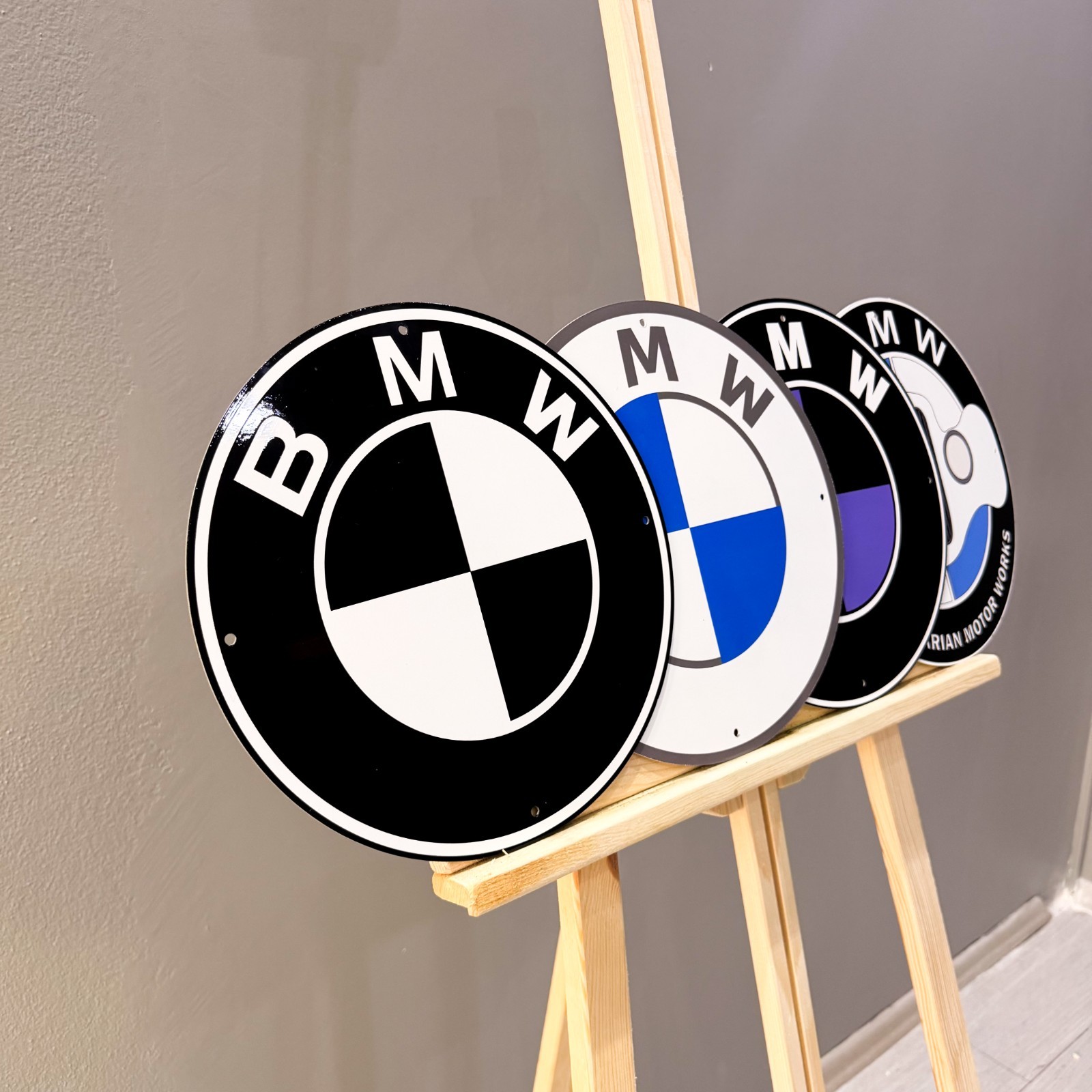 BMW Classic, White Blue, Black Purple & Grille Metal Sign Set – 30 cm (11.8”)