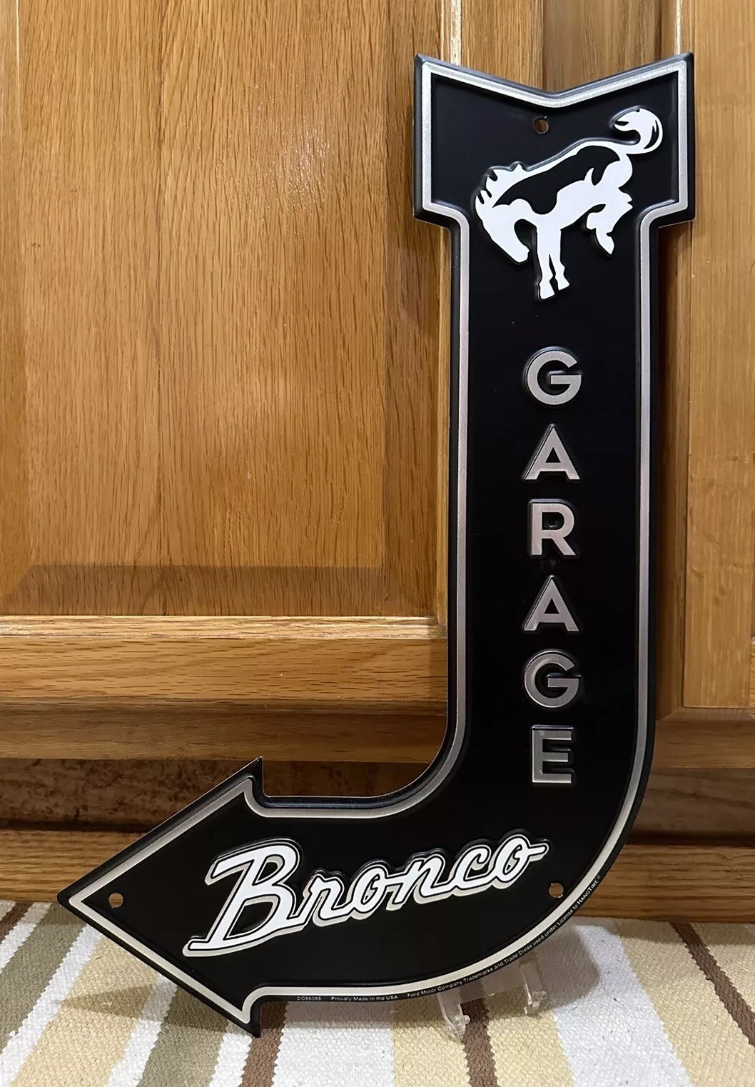 Ford Bronco Garage Sign Metal Arrow Vintage Style Wall Decor Tools Gas Oil Bar
