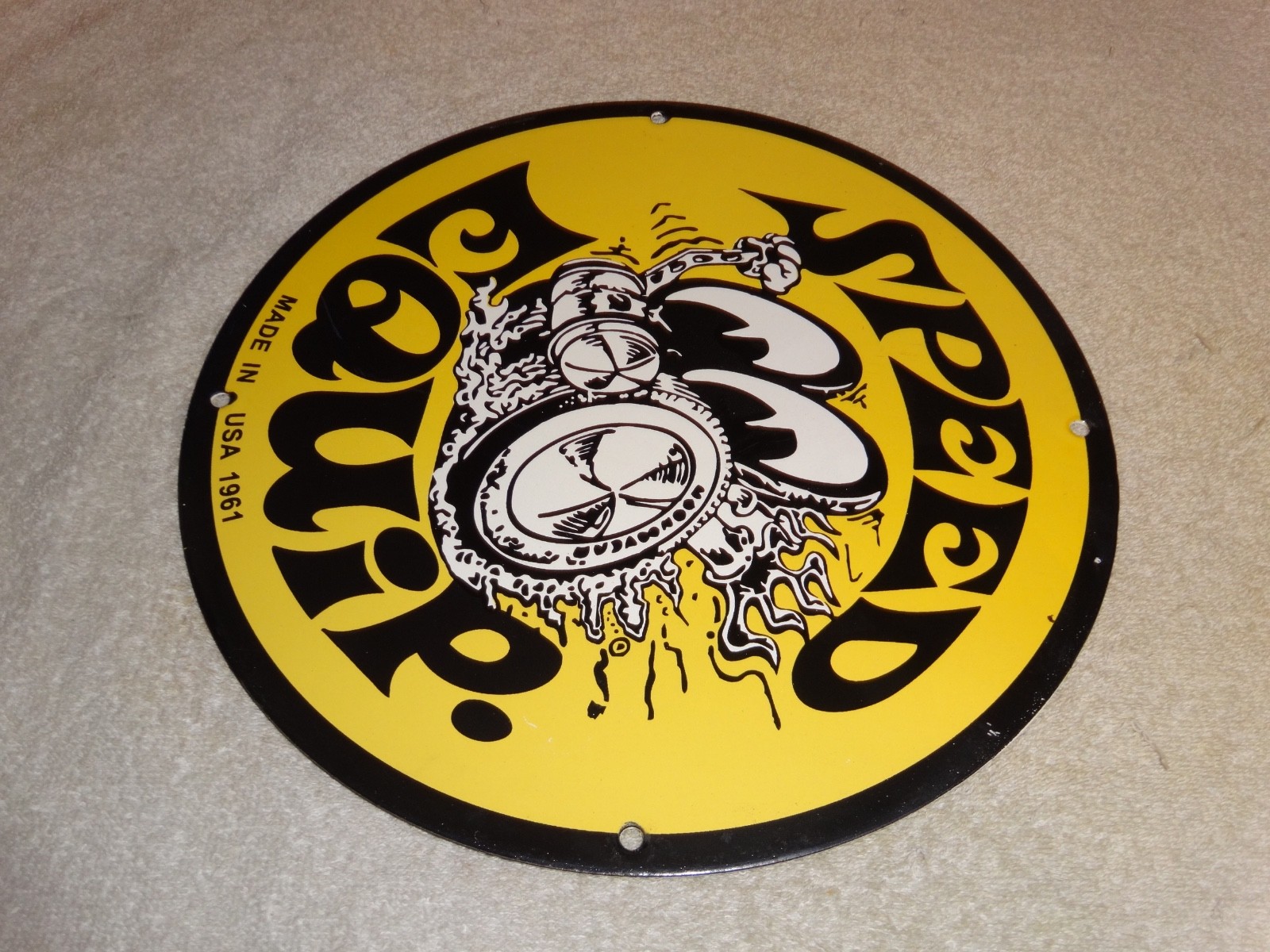 VINTAGE 1961 MOON EYES SPEED EQUIPMENT 11 3/4″ PORCELAIN METAL GASOLINE OIL SIGN