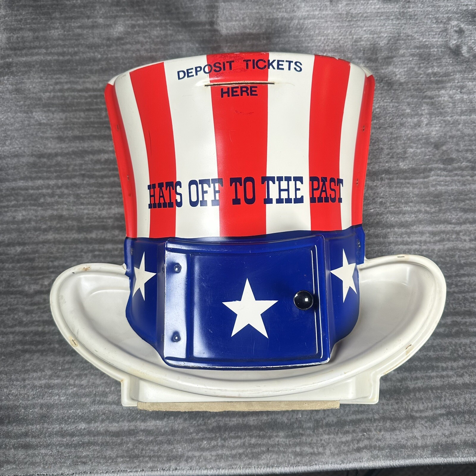 Vintage American Oil Company Gas Pump Topper – Hats Off To The Past Sweepstakes