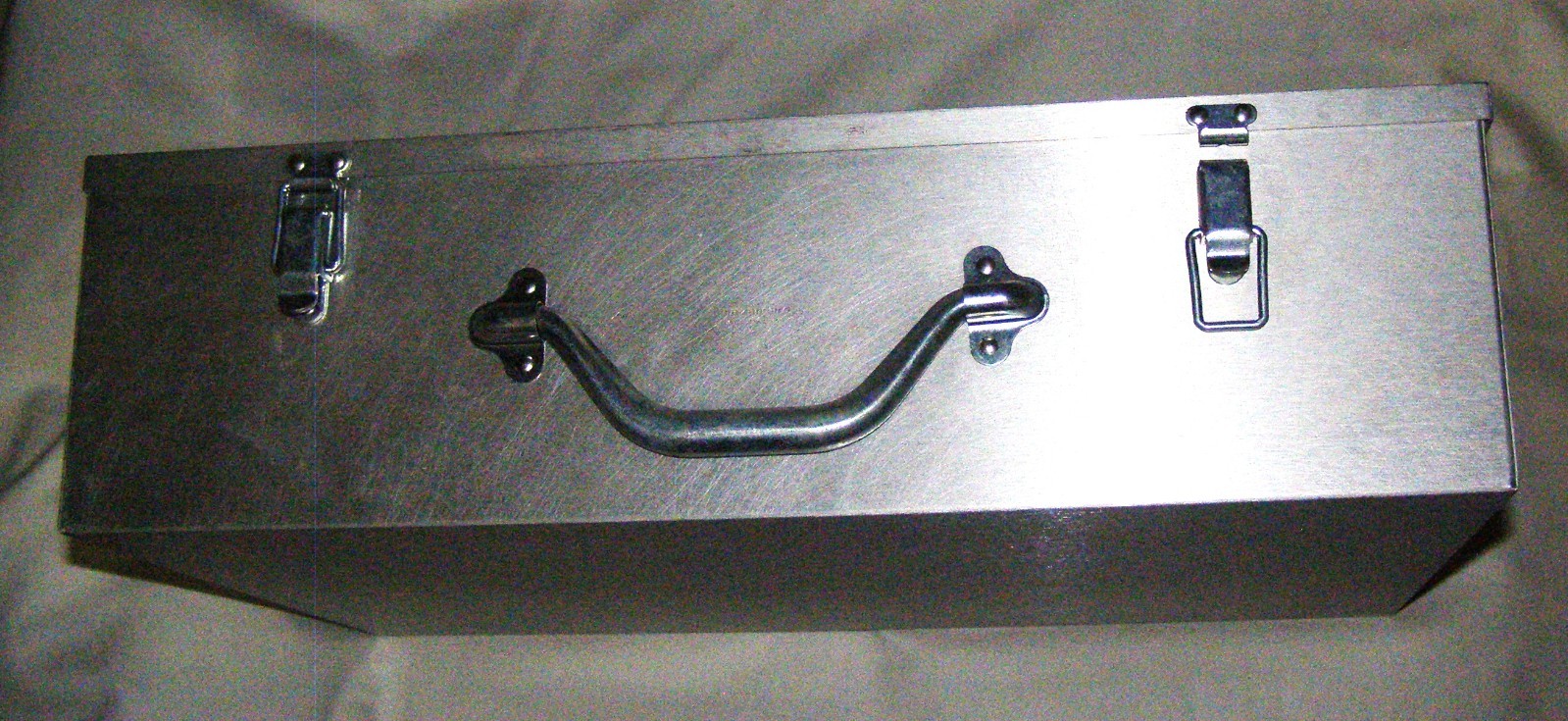 Vintage Grumman Aluminum hinge Metal Box 12″ 18″ x 5″ for Nassau Colisseum