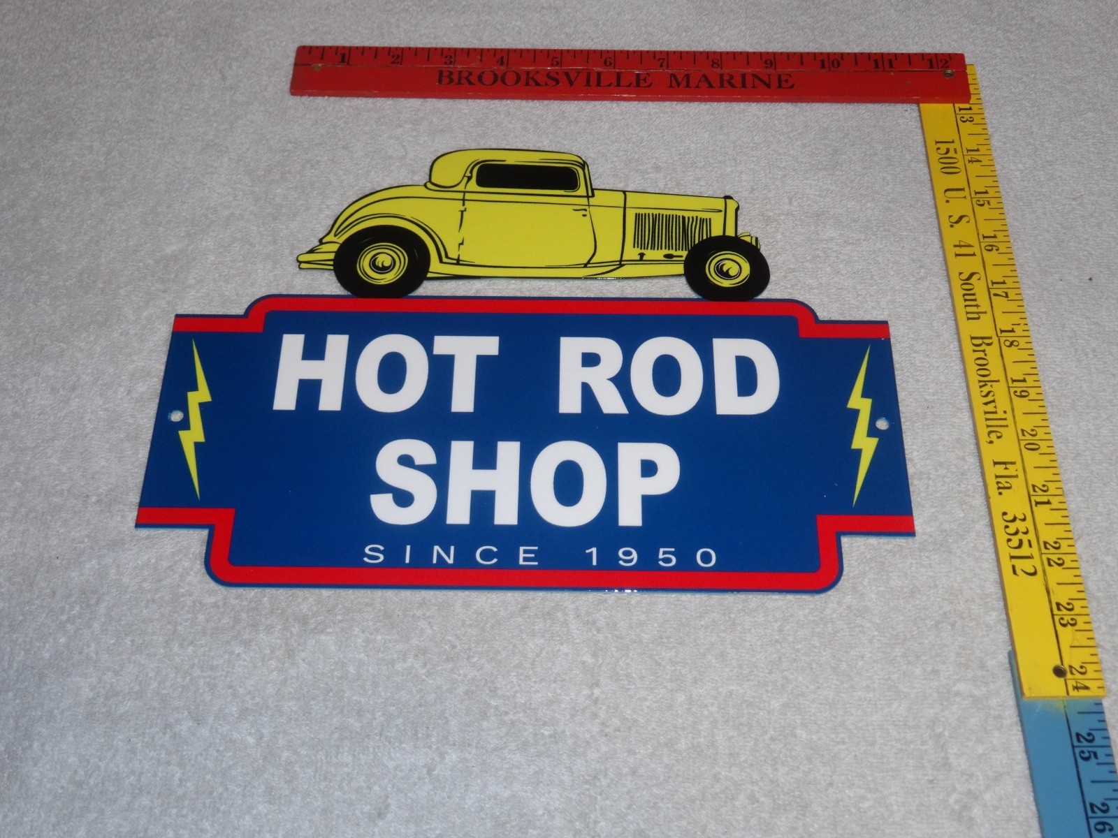 VINTAGE 1950 HOT ROD SHOP AUTO PARTS LIGHTNING 12″ METAL CAR GASOLINE & OIL SIGN
