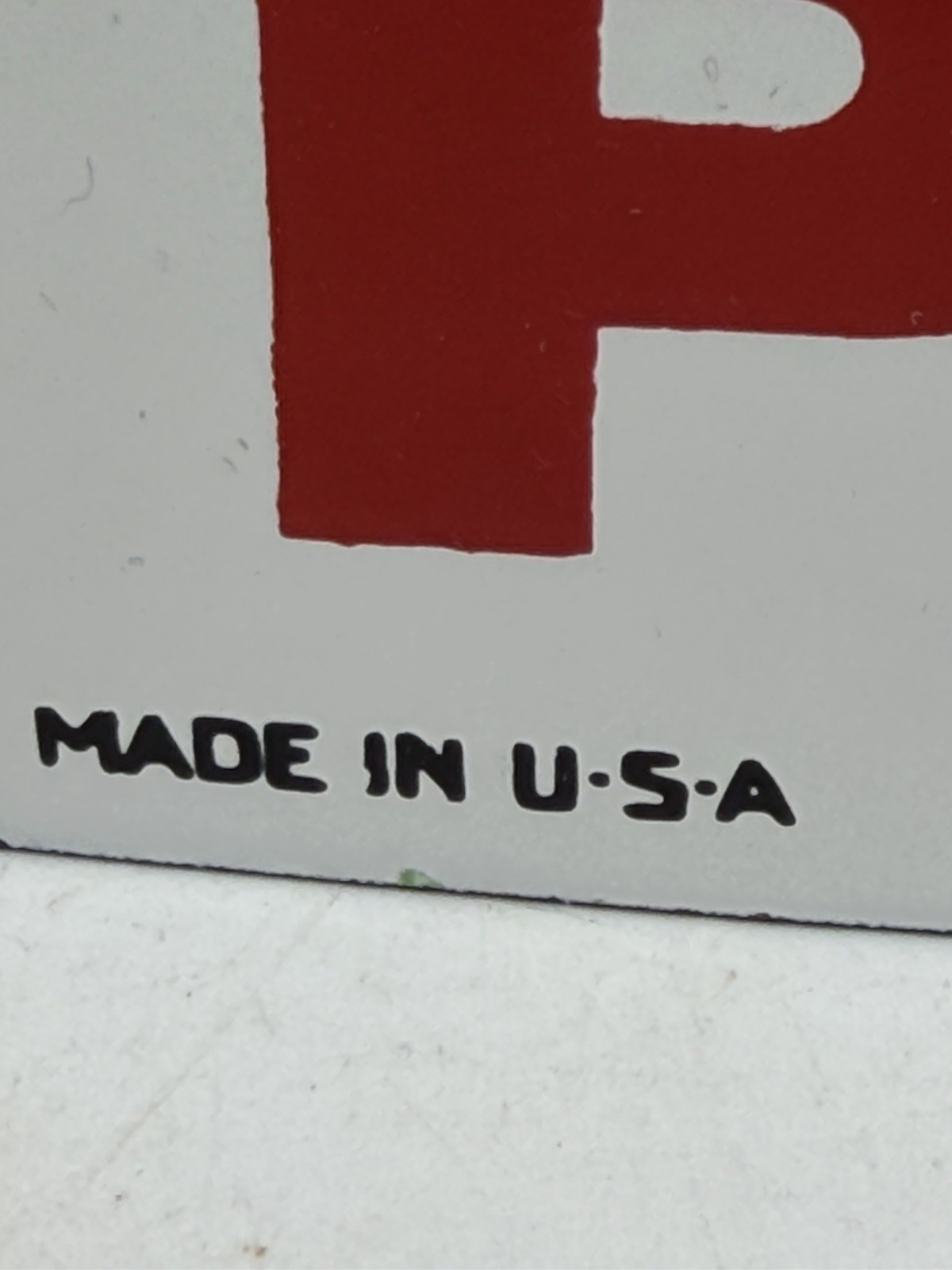 3-8-63 LARGE ORIGINAL & AUTHENTIC ”TEXACO SKY CHIEF” 18X12 INCH PORCELAIN