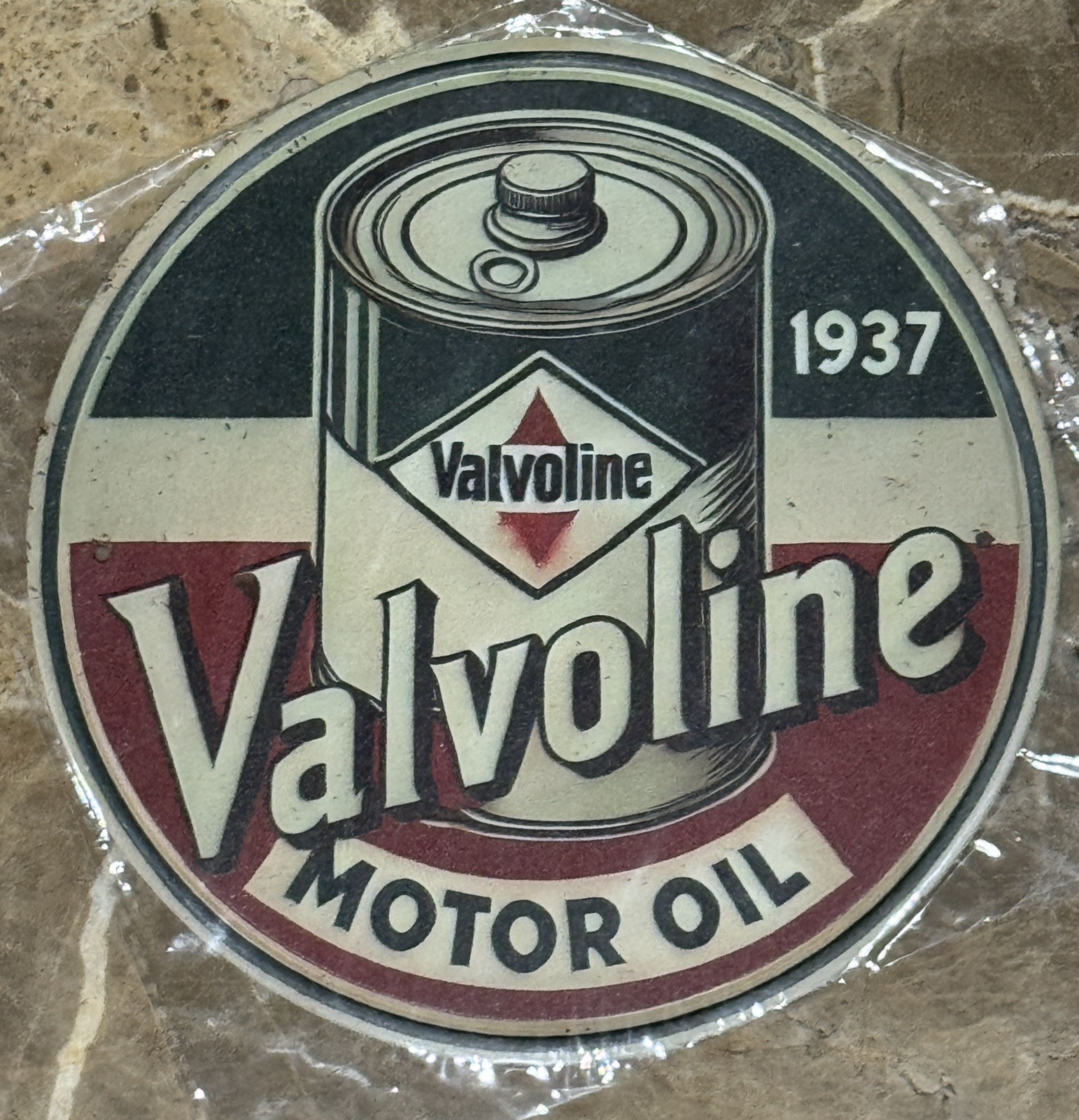 8″ Round – Retro Vintage Automotive Metal Sign