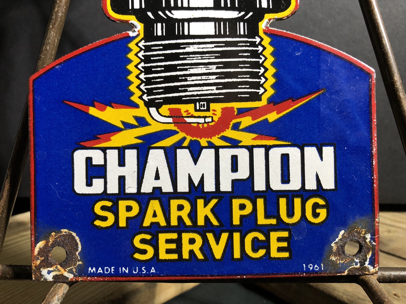 VINTAGE 1961 DATED CHAMPION SPARK PLUG SERVICE 10” PORCELAIN SIGN GAS OIL