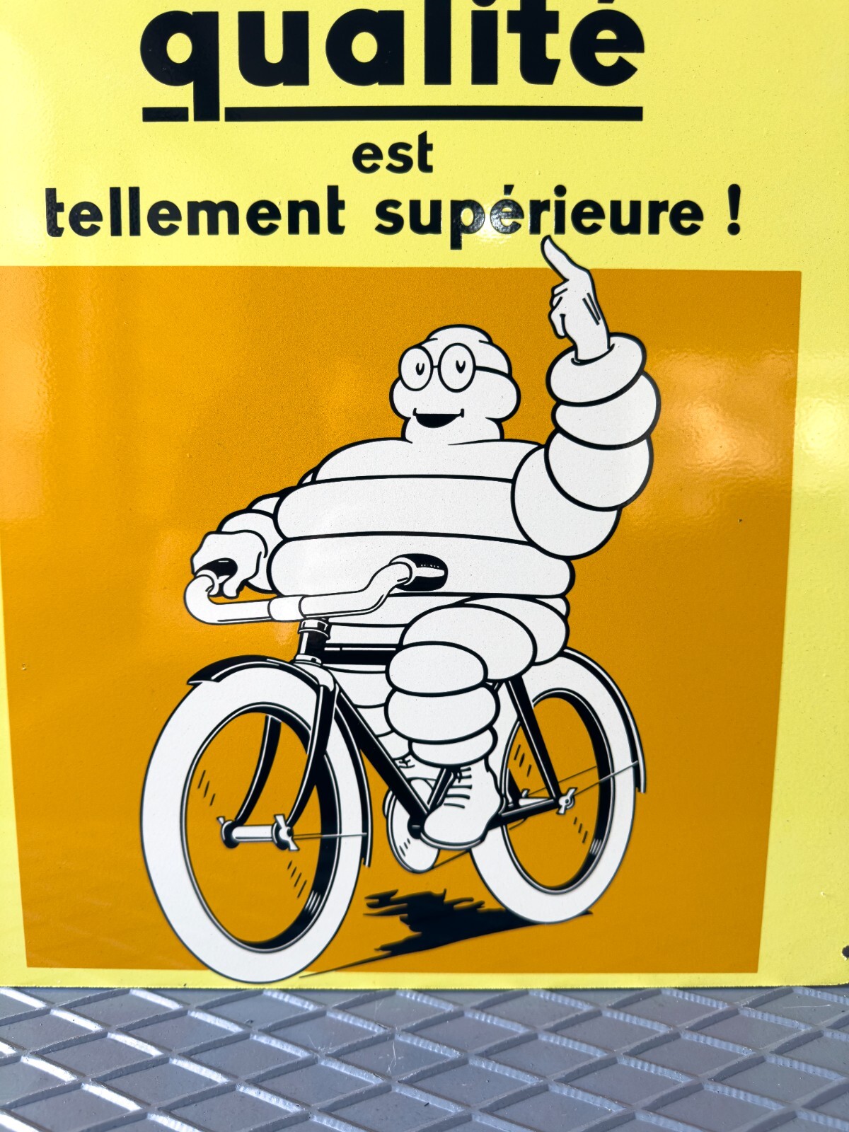 Vintage Michelin Bicycle Tire French Bibendum Metal Sign – 24″x16″ (60×40 cm)