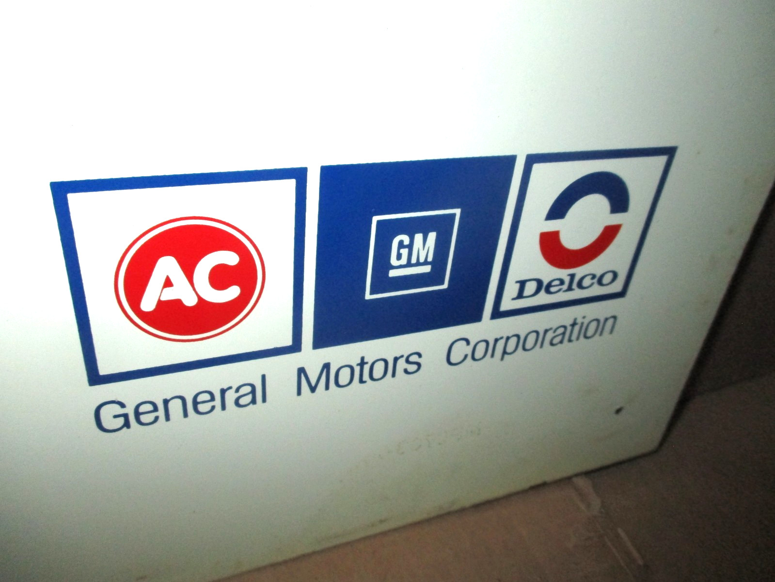 AC DELCO GM -Two Sided- 1970’s Freedom Battery -RED WHITE BLUE- VINTAGE OLD SIGN