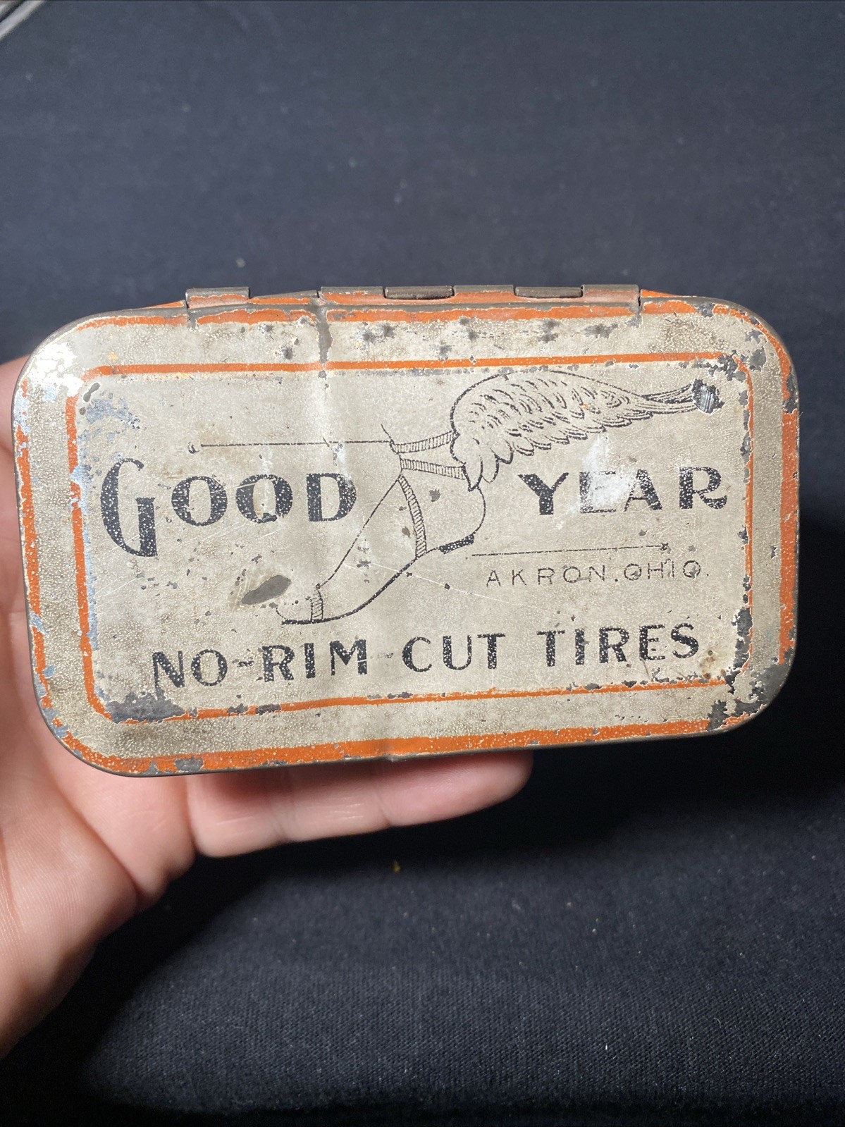 GOOD YEAR” No Rim Cut Tires” Antique TIN IN EXCELLENT PATINA CONDITION RARE!!