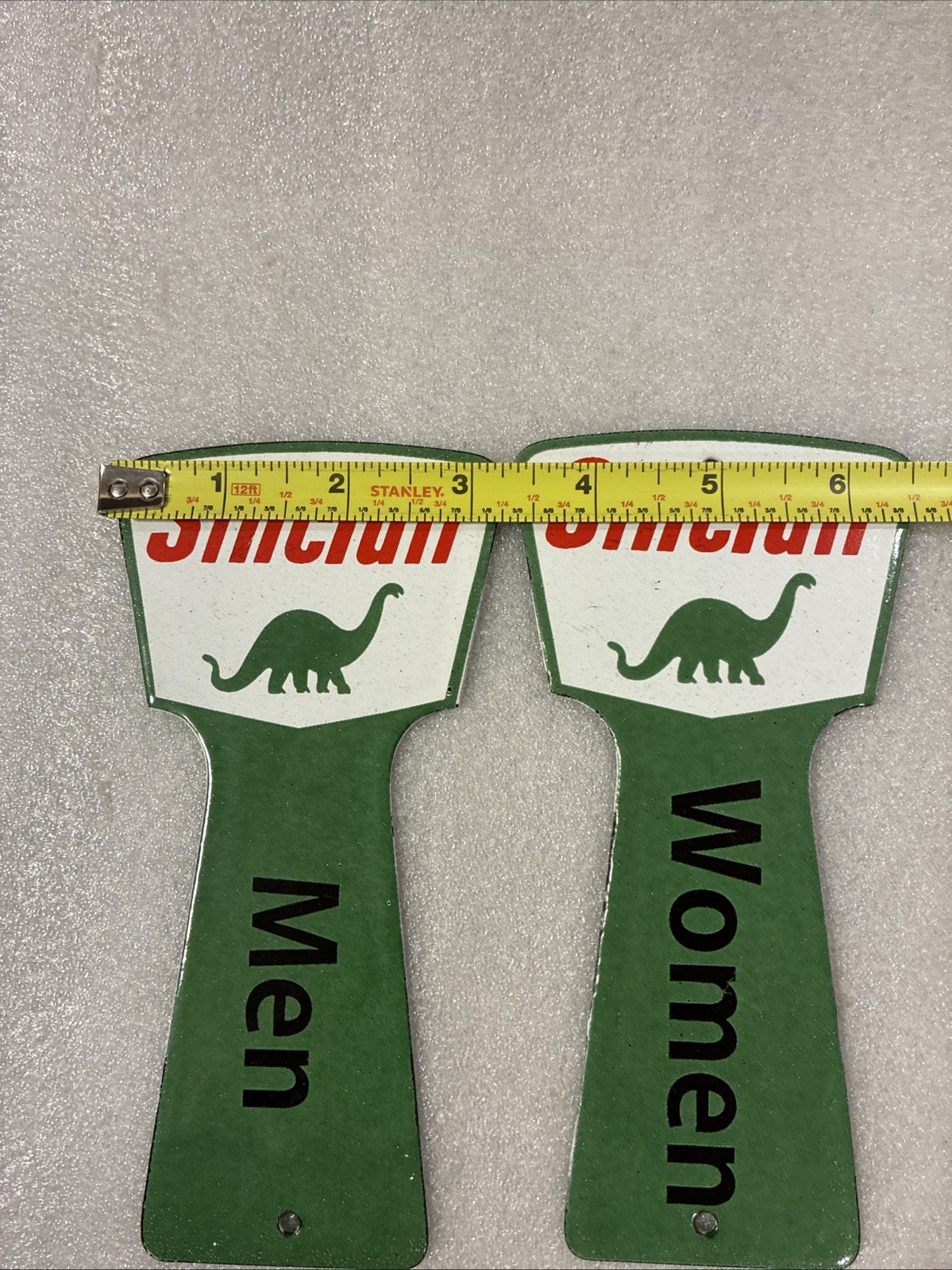 Sinclair Porcelain Advertising Sign Pair Restroom Bathroom Key Holder 6 1/2”