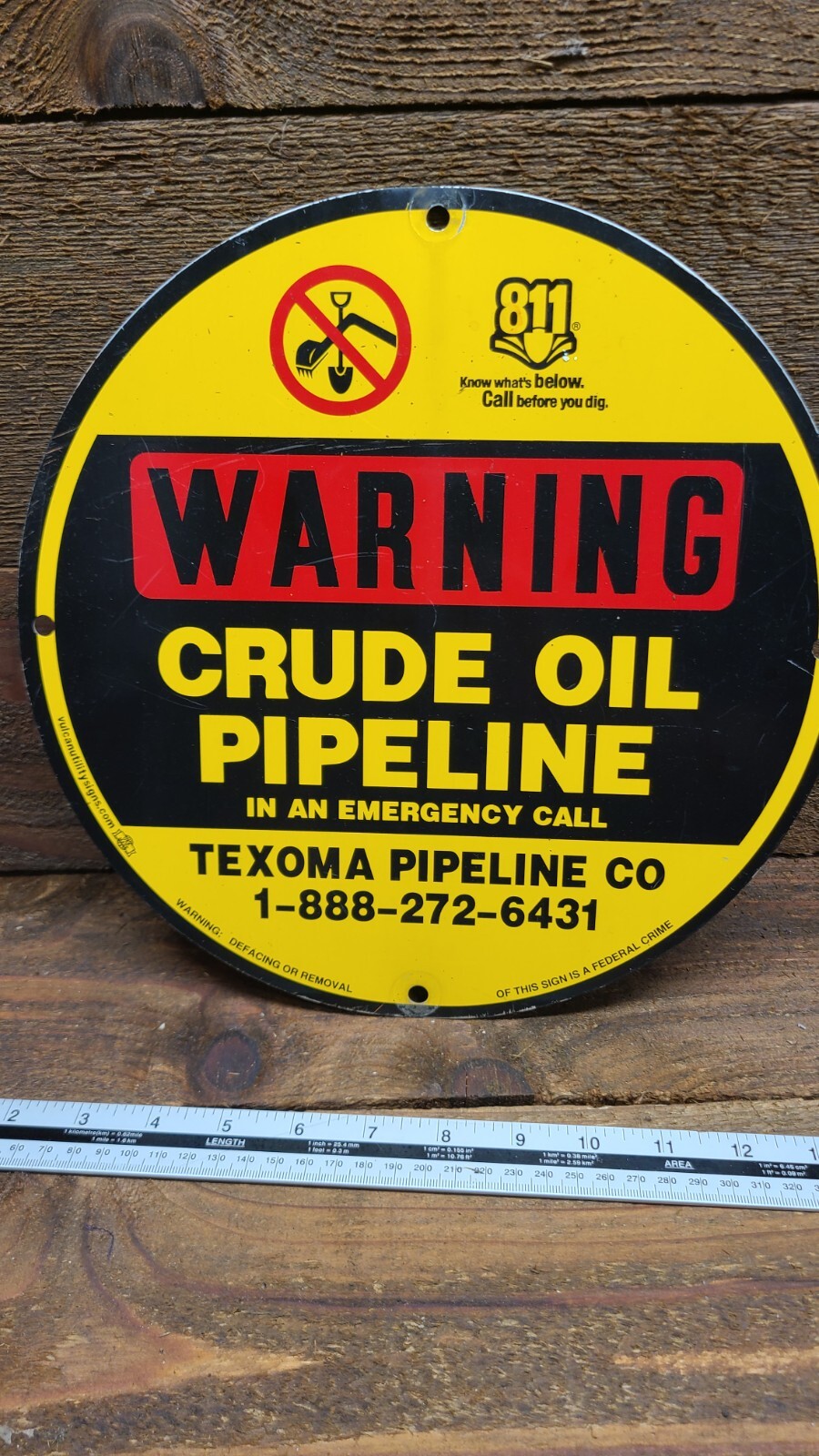 VINTAGE ALL AMERICAN PETROLEUM PIPELINE ENAMEL SIGN GAS STATION MOTOR OIL PUMP